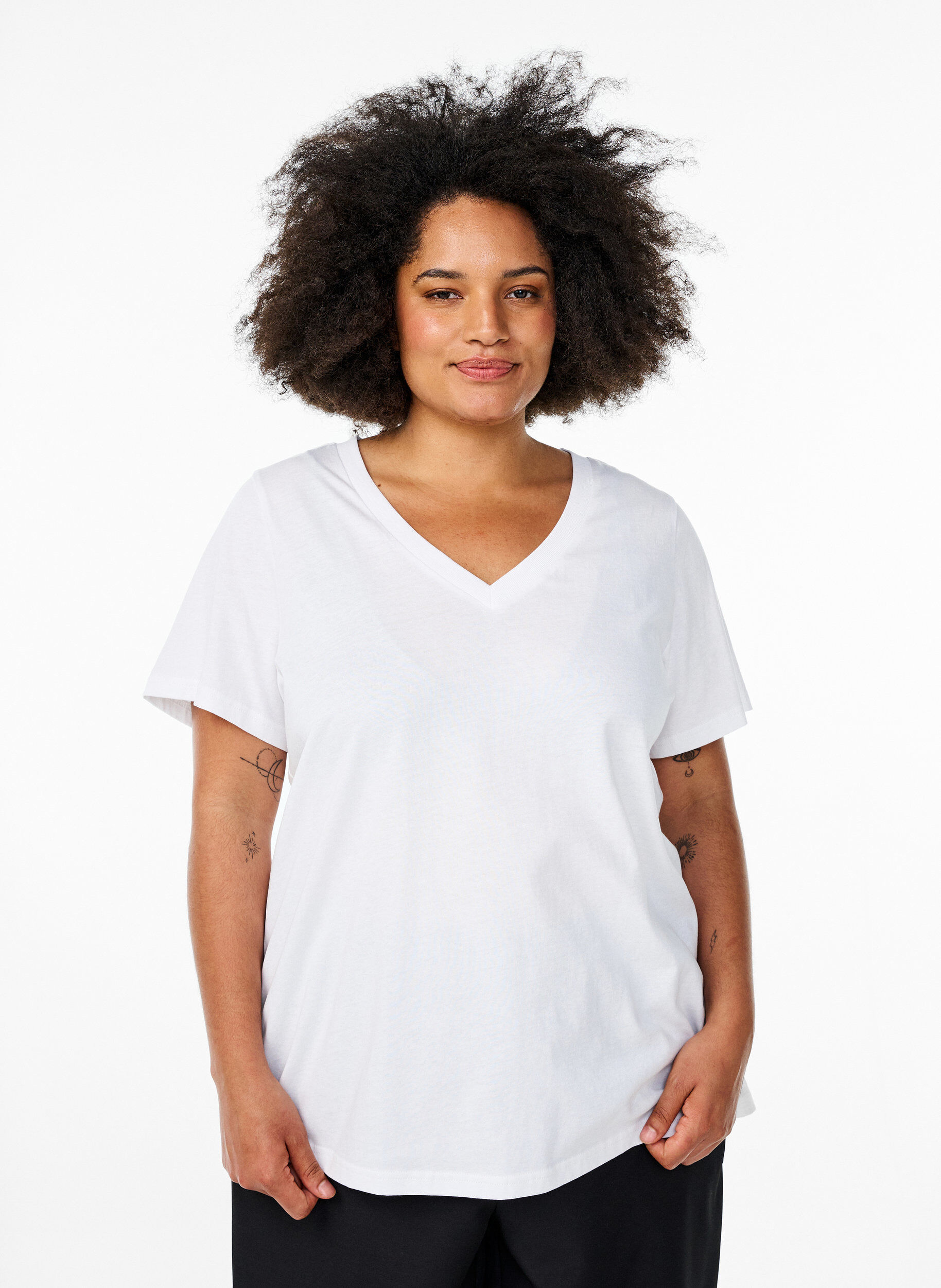 Zizzifashion Basic cotton T-shirt with a V-neck, White, Model image number 0