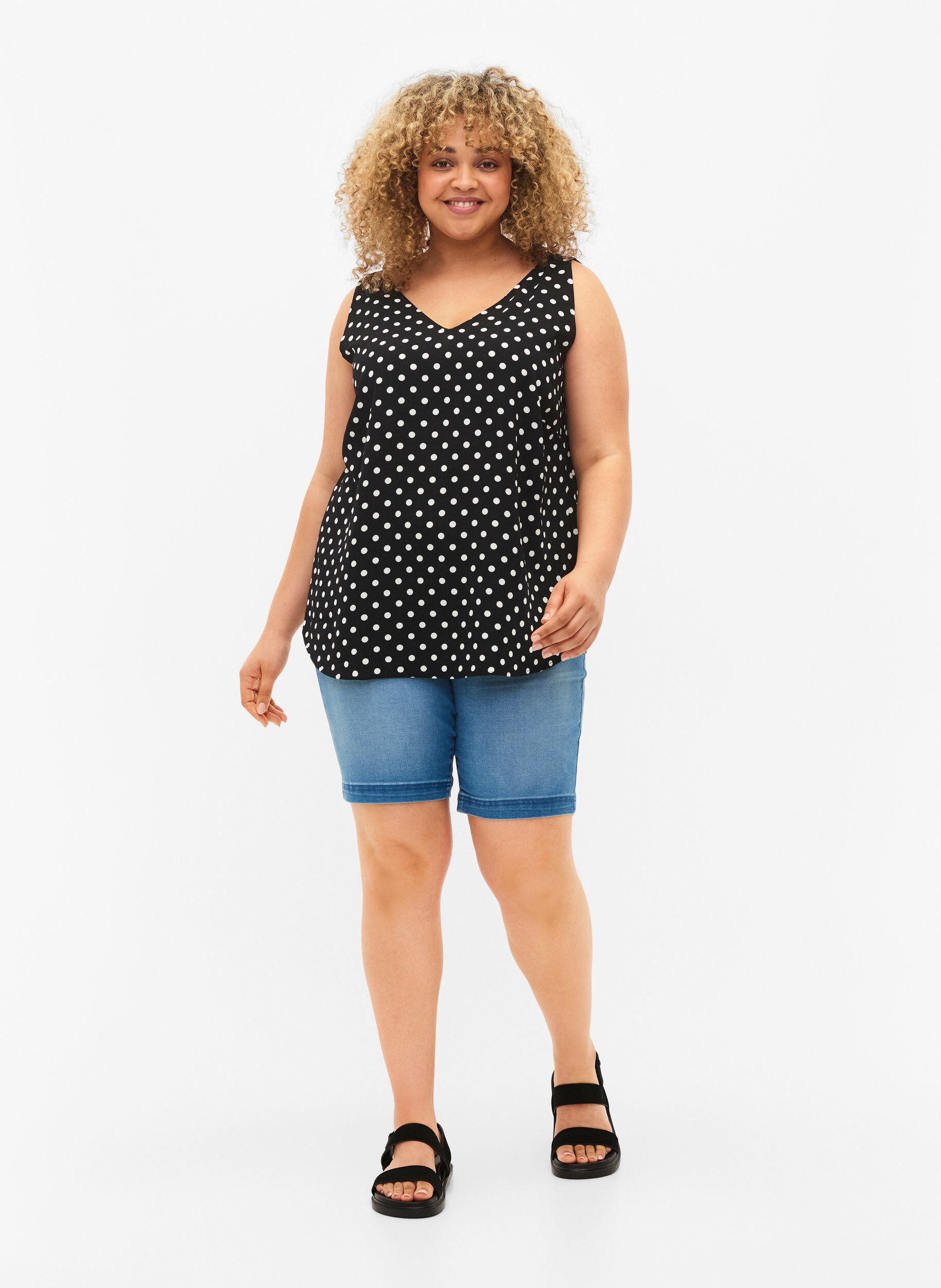 Zizzifashion Printed top with v-neck , Black Dot, Model image number 2