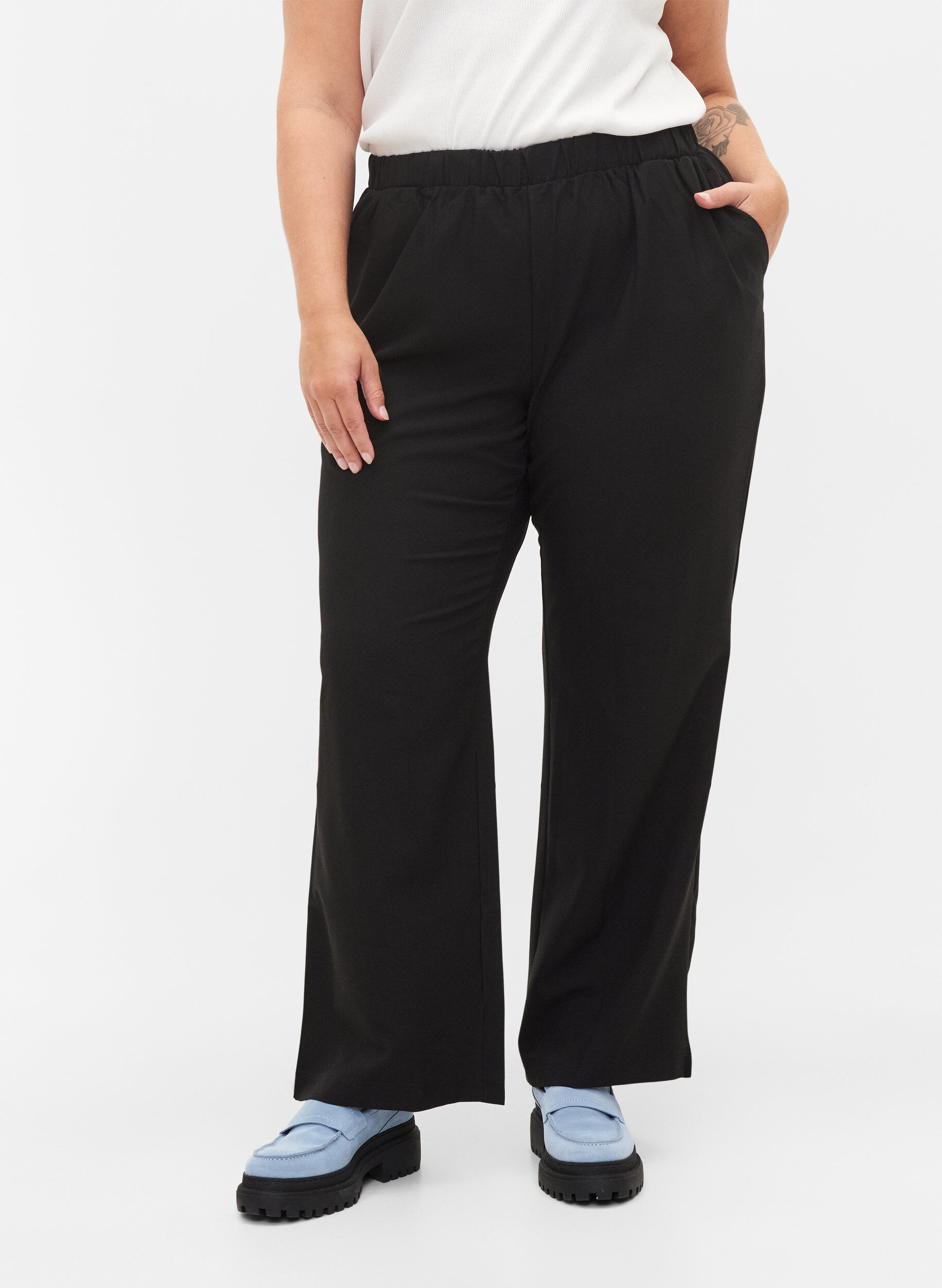 ZizzifashionFlared trousers with pockets, Black, Model image number 3