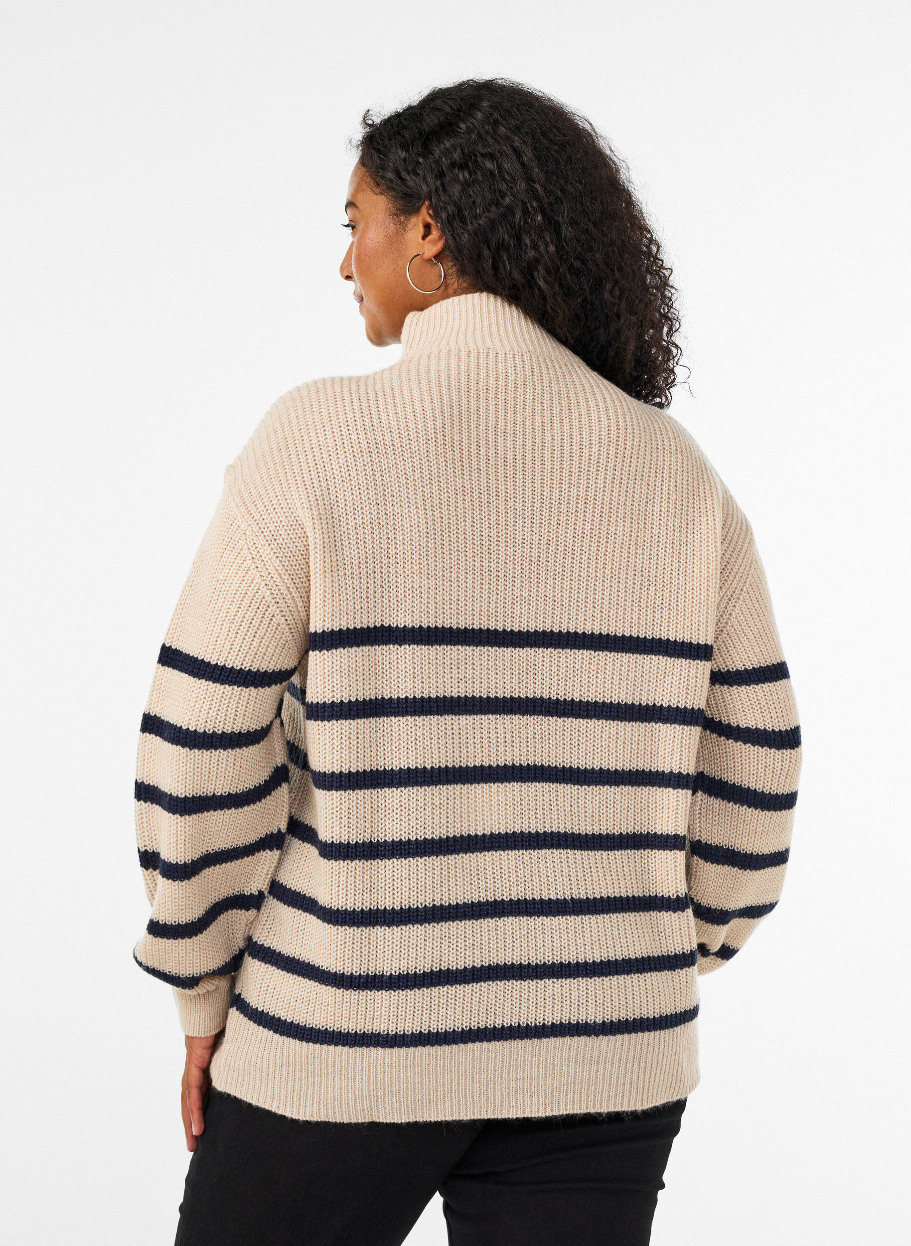 ZizzifashionKnitted sweater with high neck and zipper, Vanilla, Model image number 2