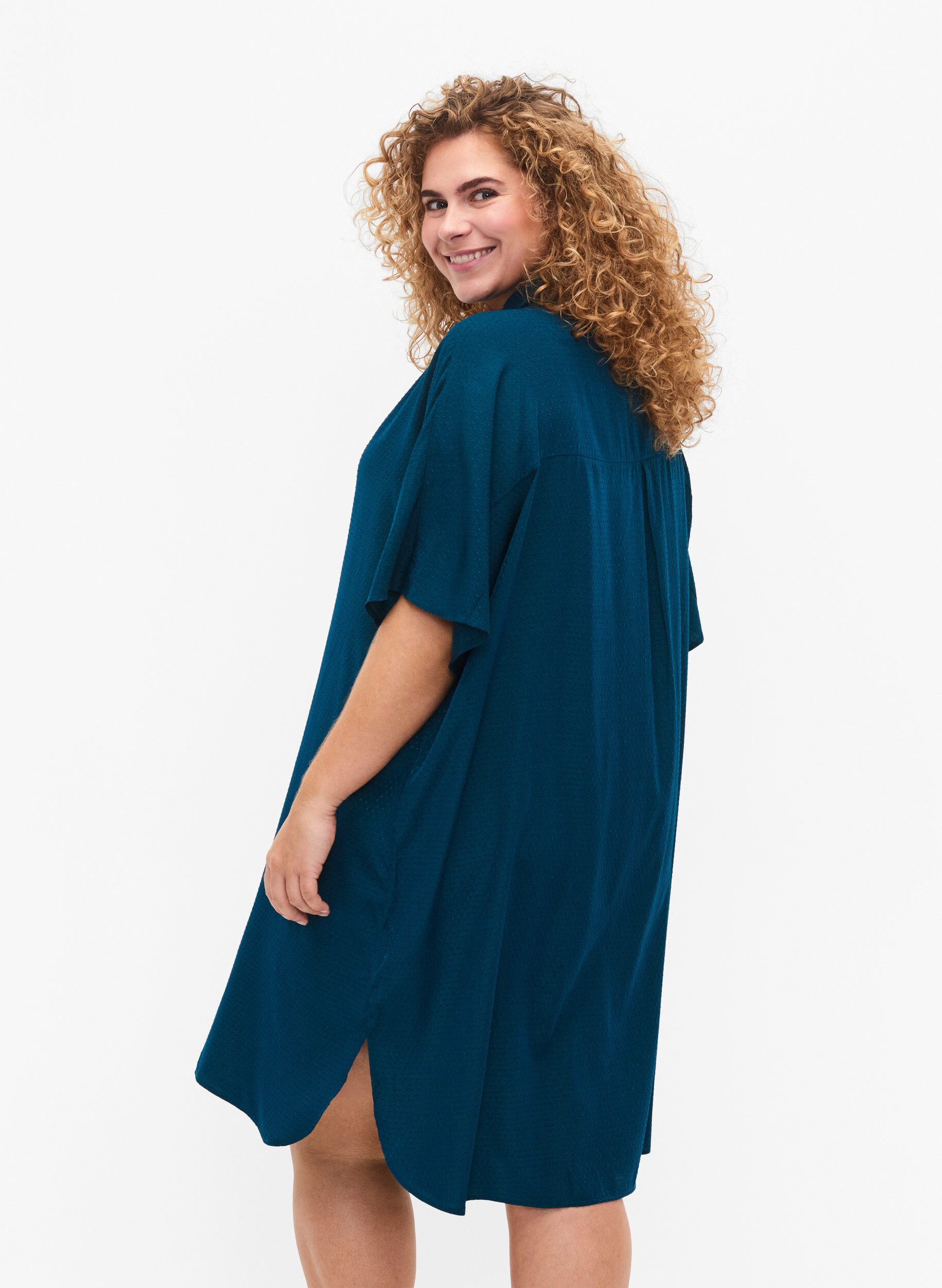 Zizzifashion Short-sleeved shirt dress with dotted structure, Deep Teal, Model image number 1