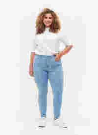 Super slim Amy jeans with high waist, Ex Lt Blue, Model