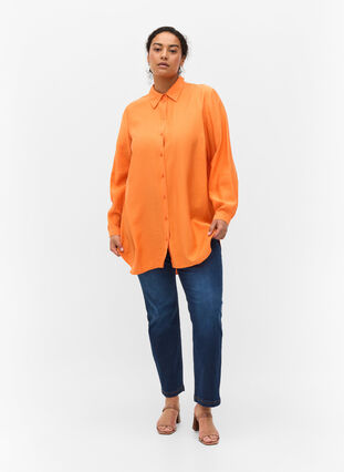 Long shirt in viscose, Celosia Orange, Model image number 2