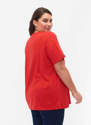 FLASH - T-shirt with v-neck, High Risk Red, Model image number 1