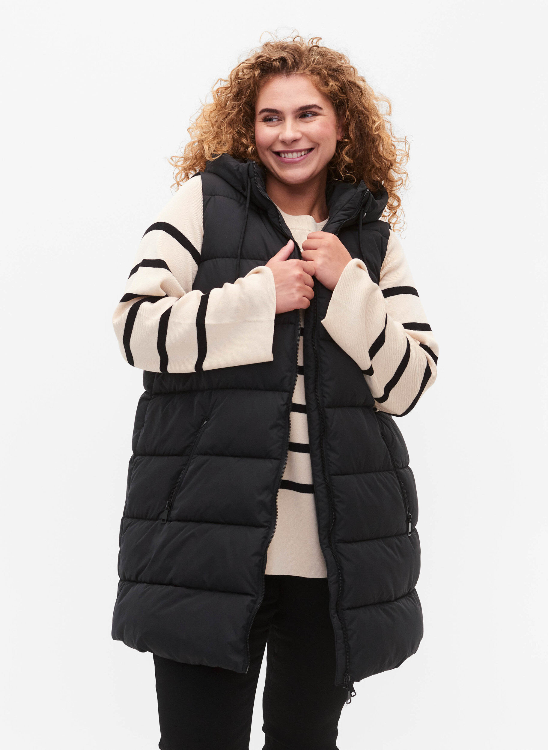 ZizzifashionLong vest with hood and pockets, Black, Model image number 0