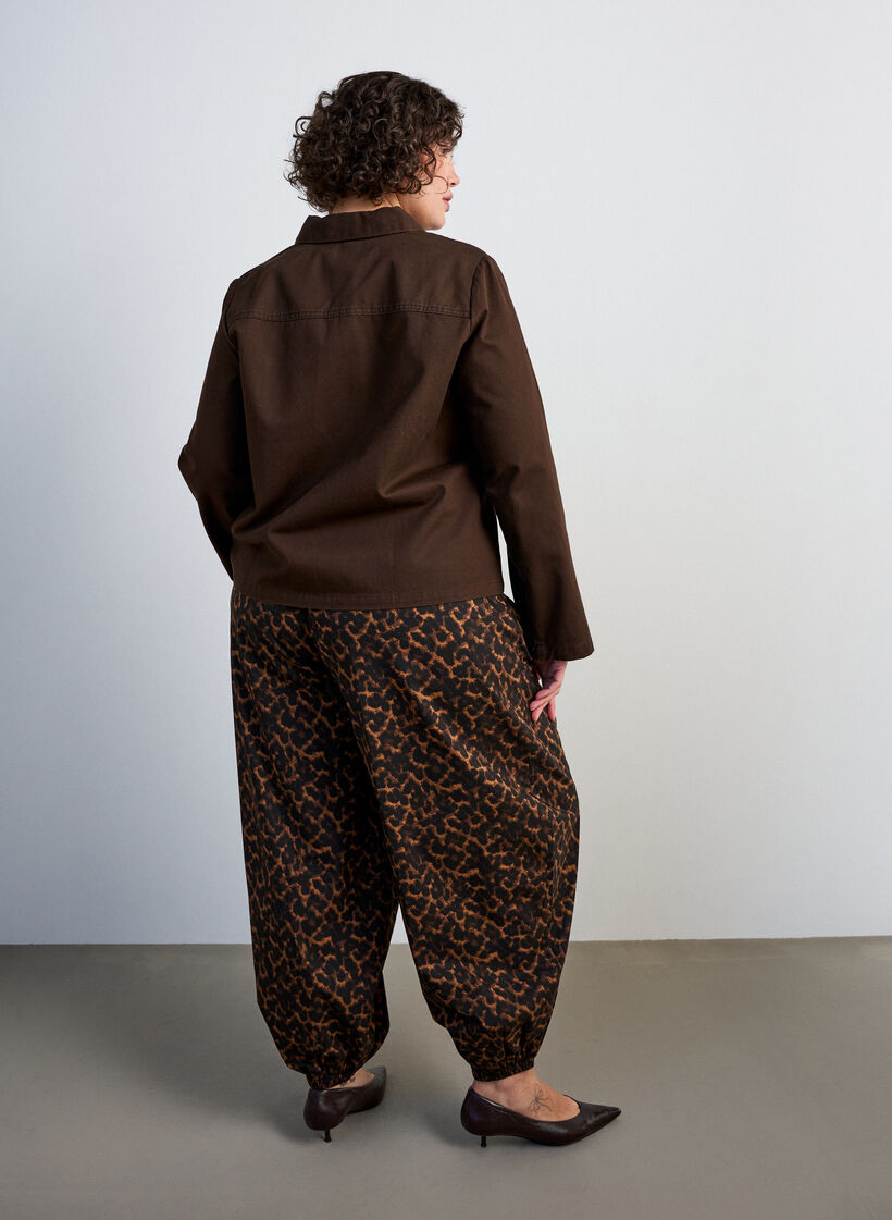Balloon trousers with a high waist and all-over pattern, Brown, Model image number 1