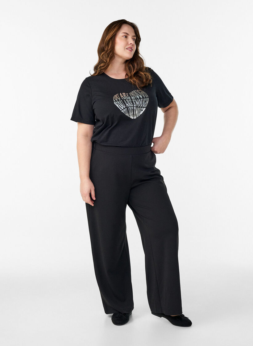 T-shirt with motif, Black, Model image number 1