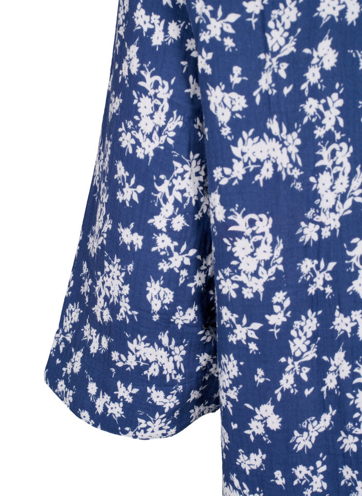 Floral nightshirt with 3/4 sleeves, V. Indigo Flower AOP, Packshot image number 3