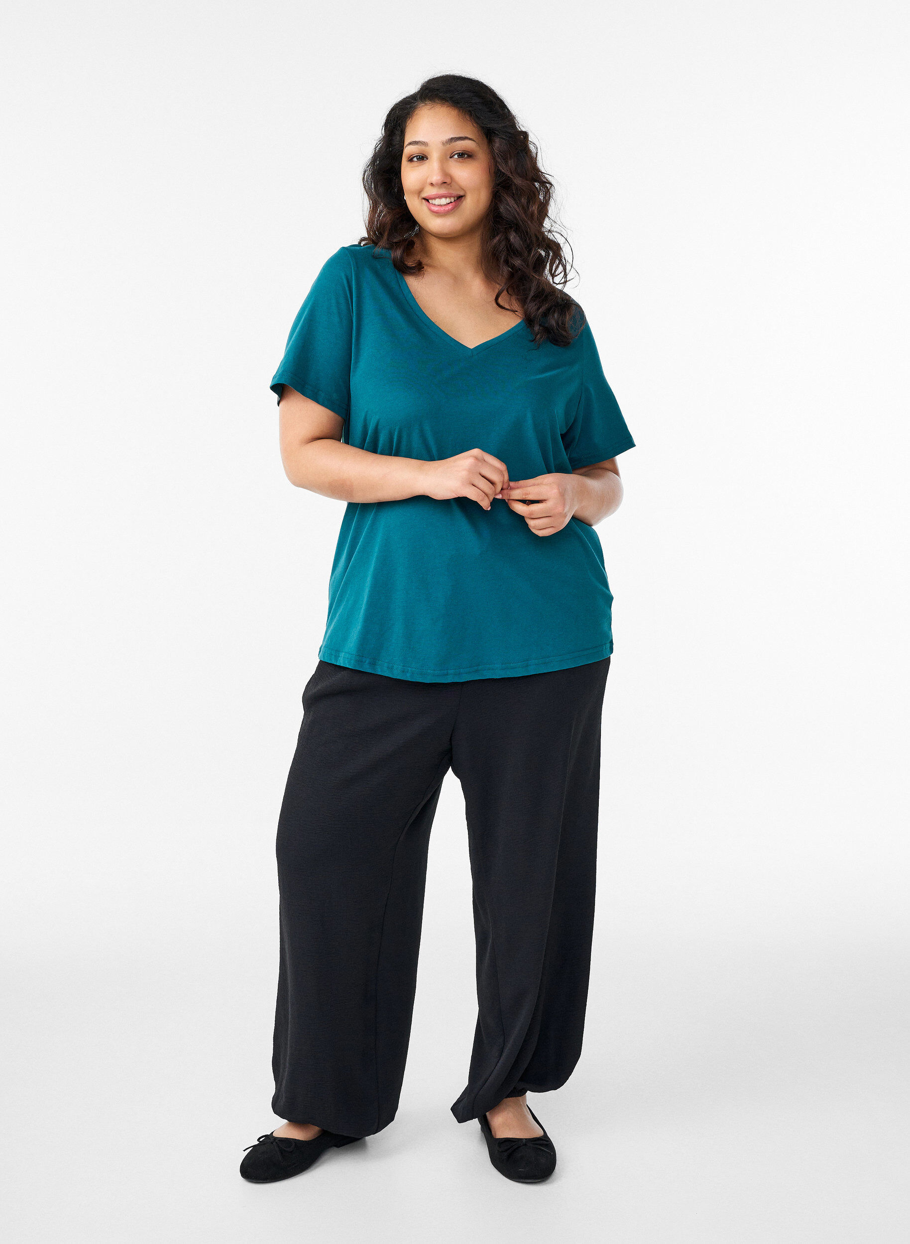 ZizzifashionV-neck T-shirt, Green, Model image number 1