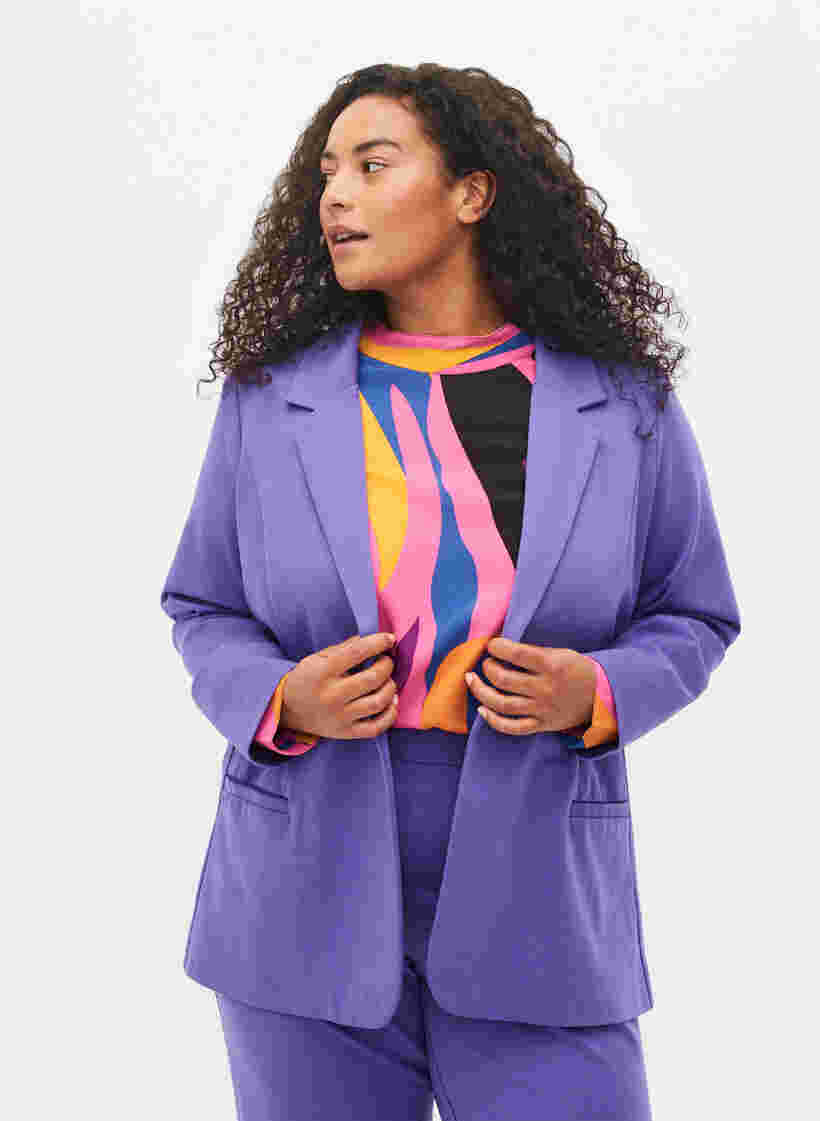 Simple blazer with button, Ultra Violet, Model