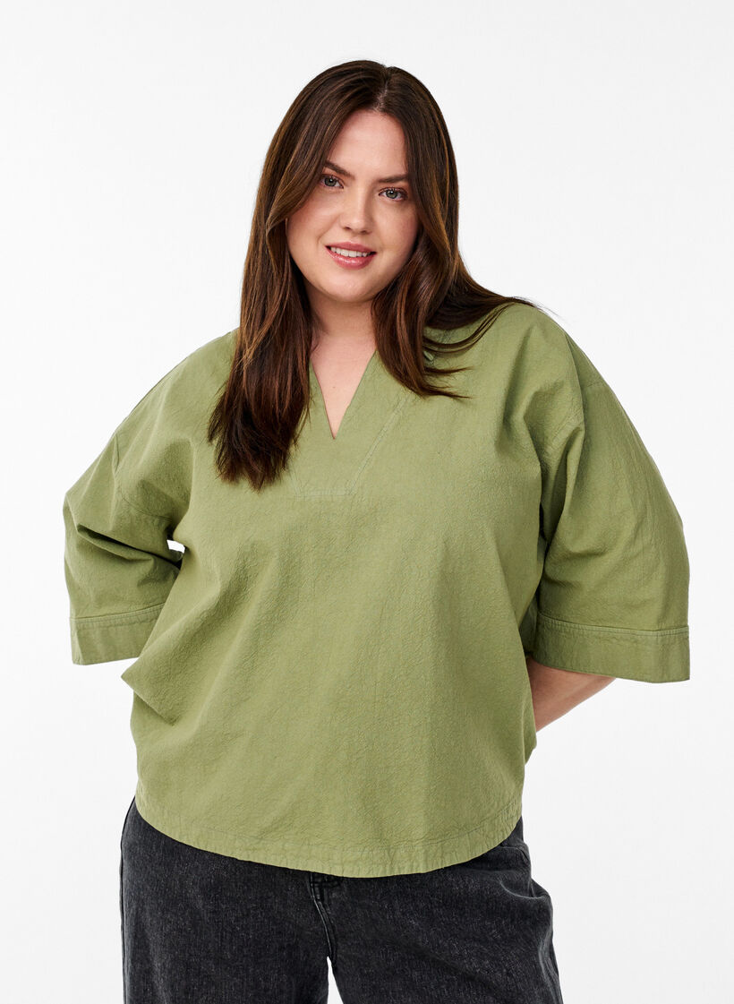 Loose blouse with collar and 1/2 sleeves, Green, Model image number 0