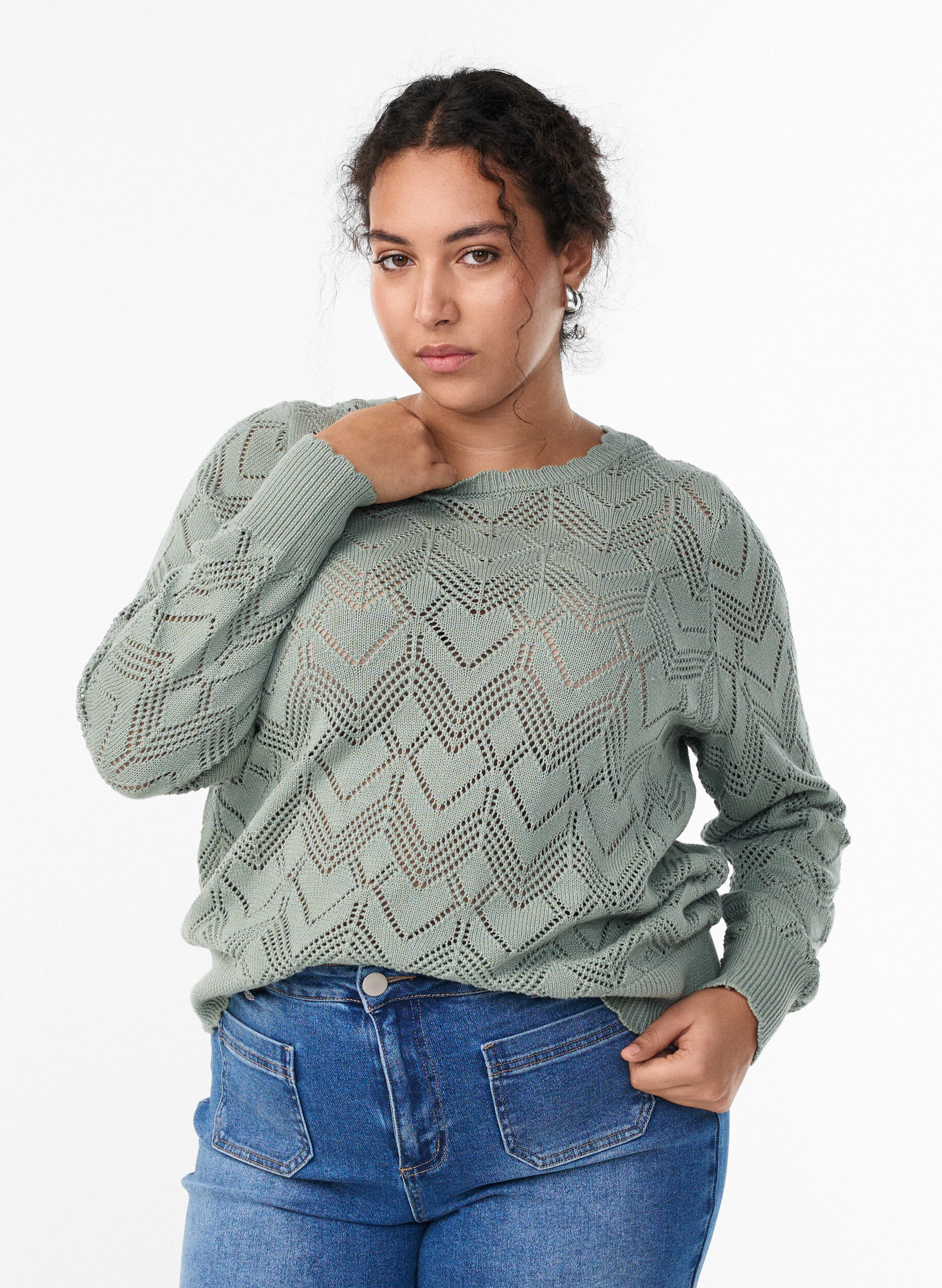 Patterned knit blouse with wavy edge and round neckline, Green, Model