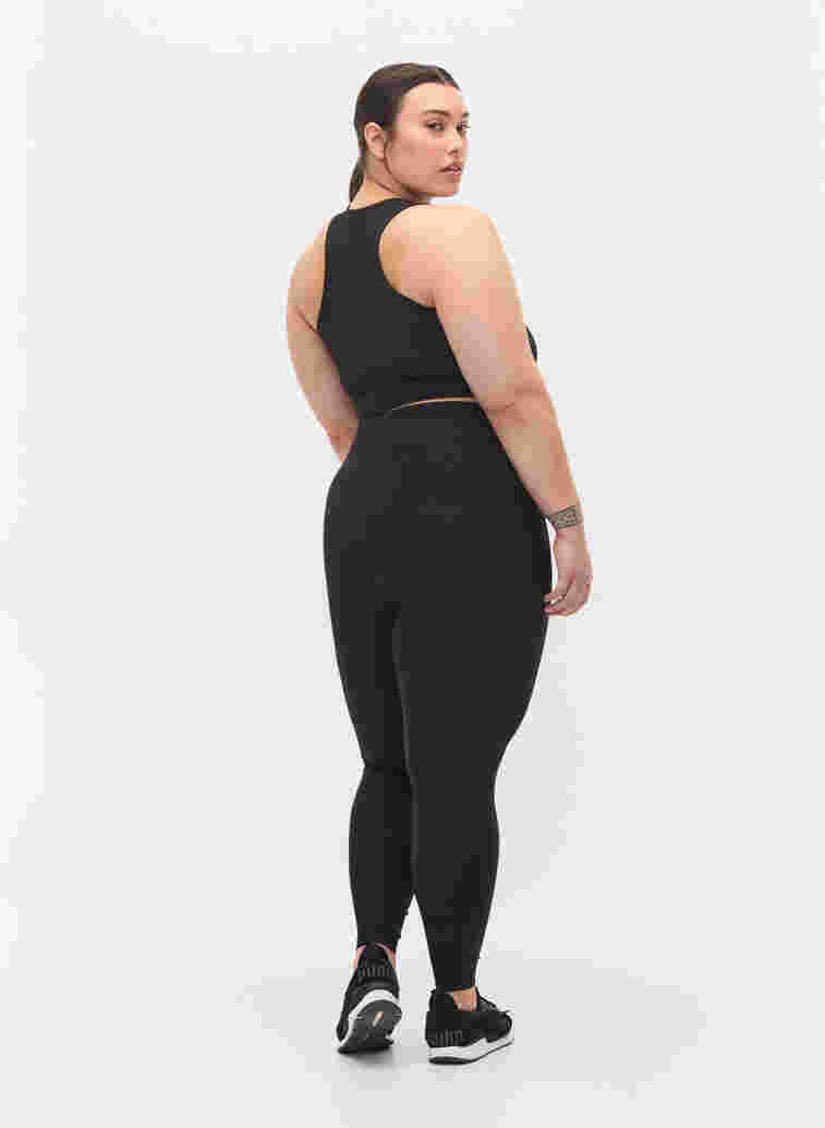 Ribbed gym leggings in a 7/8 length, Black, Model