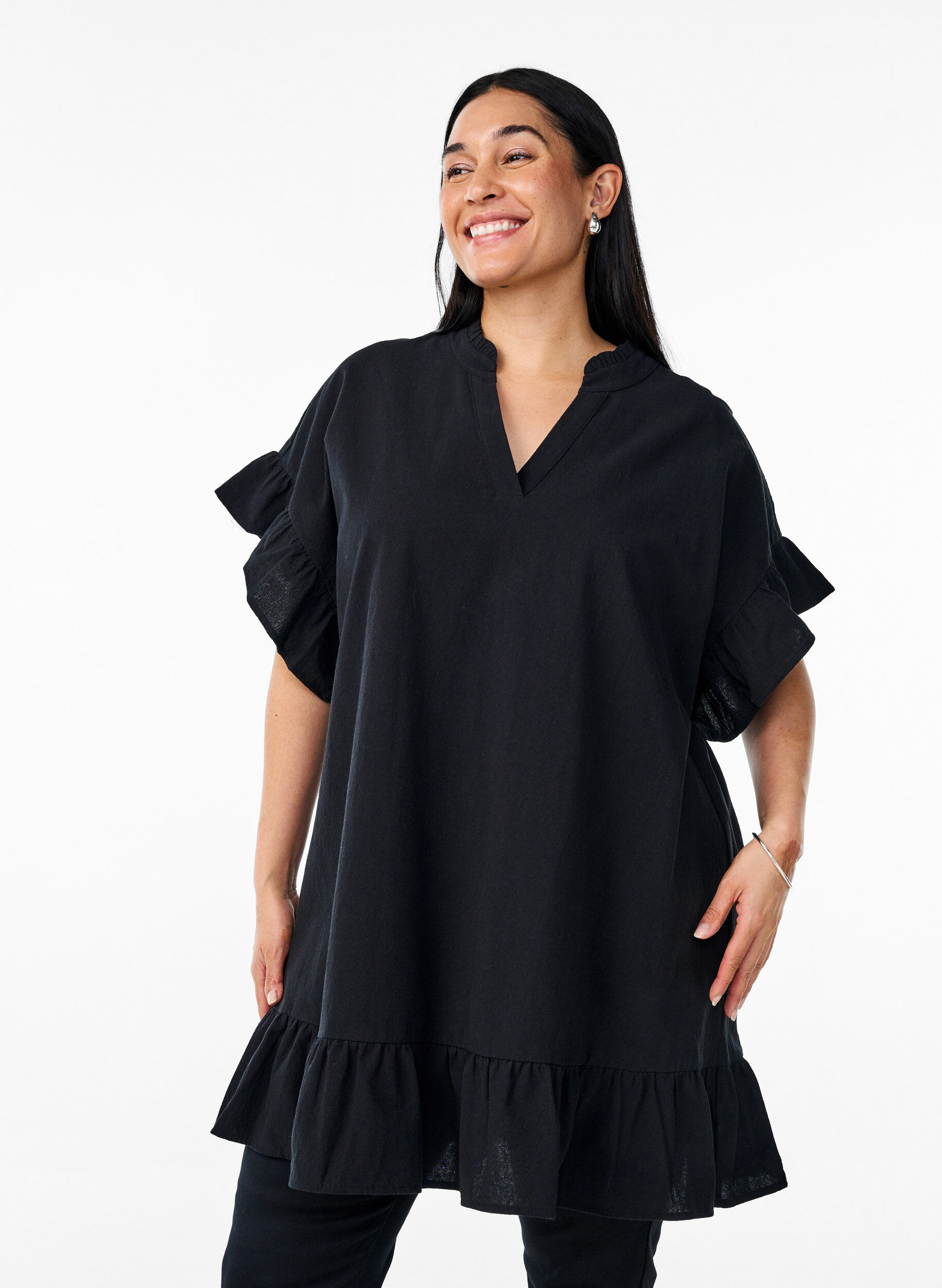 Zizzifashion Tunic with V-neck and ruffle details, Black, Model image number 0