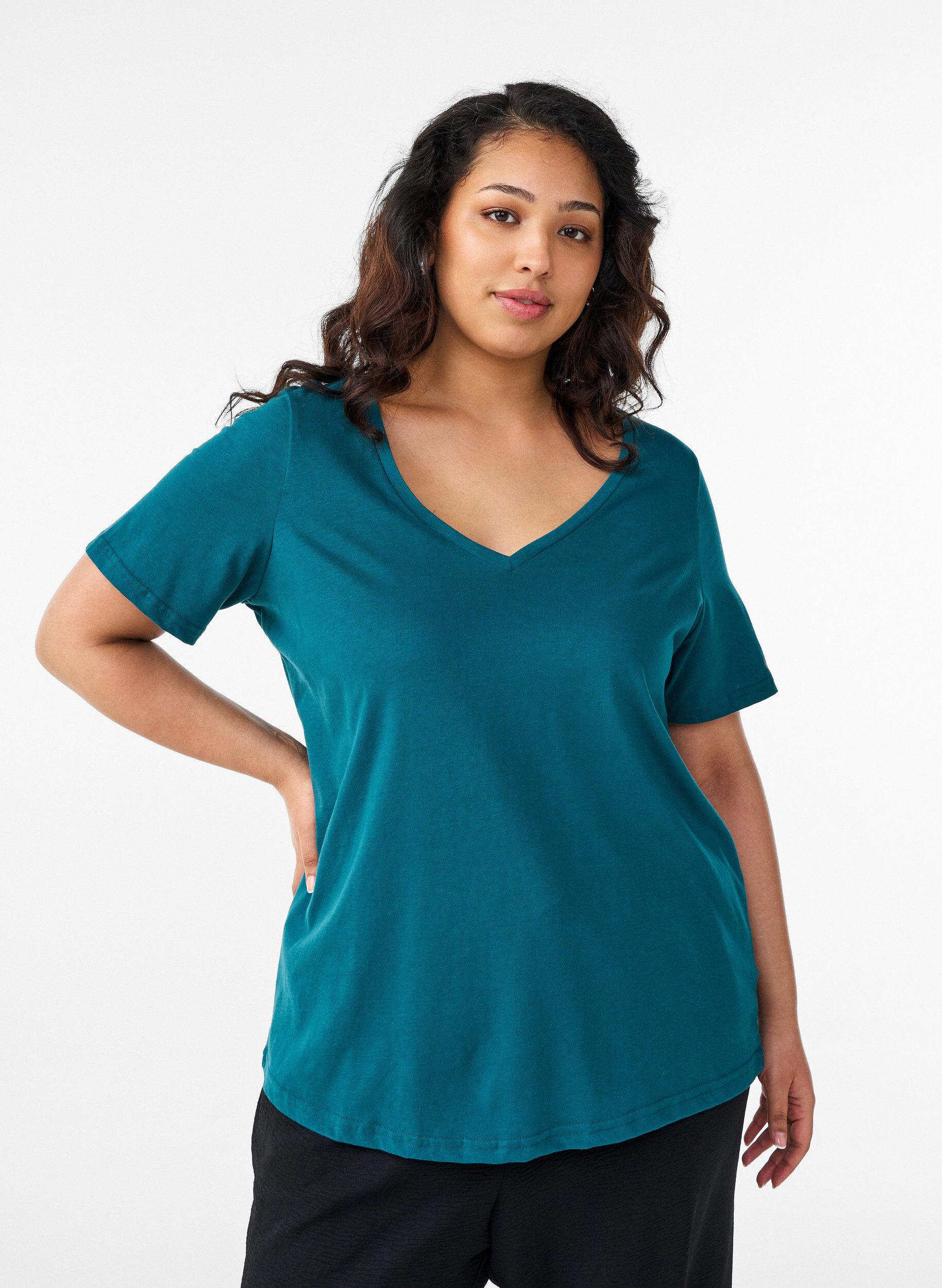 V-neck T-shirt, Green, Model