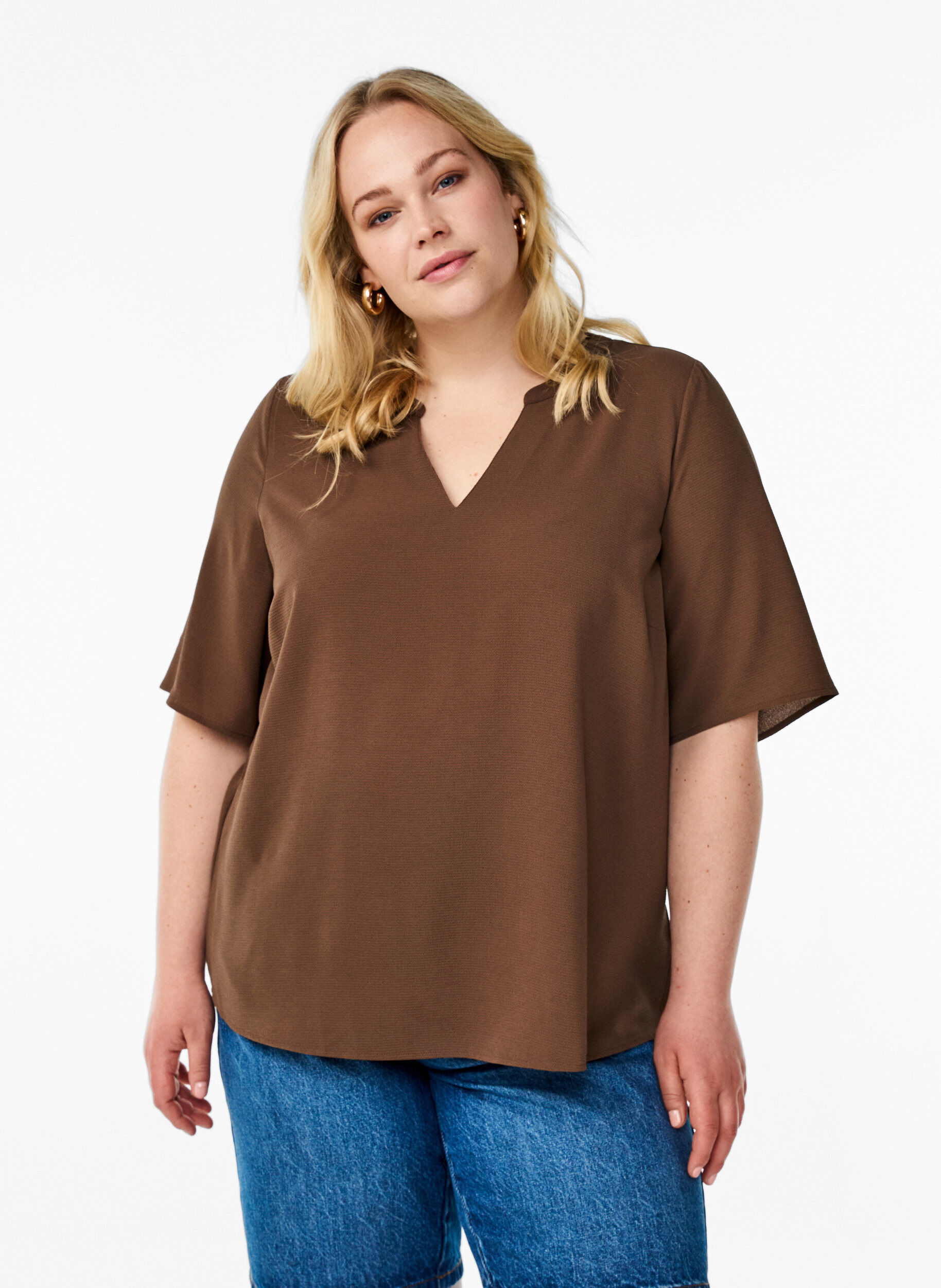 Short-sleeved blouse with V-neck, Brown, Model