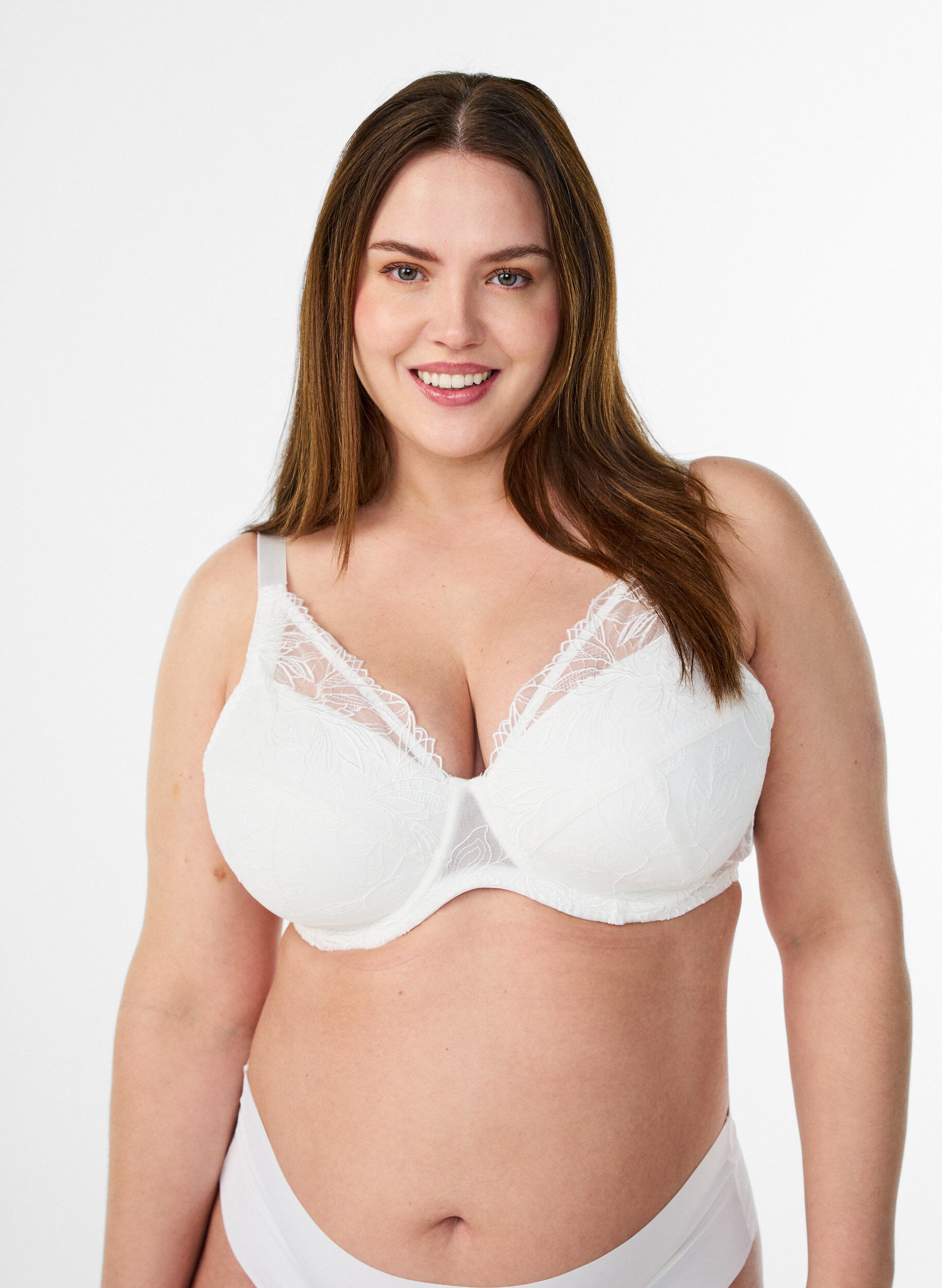 ZizzifashionPadded lace bra with underwire, White, Model image number 0