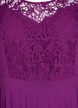 Short sleeve dress with lace top, Grape Juice, Packshot image number 2
