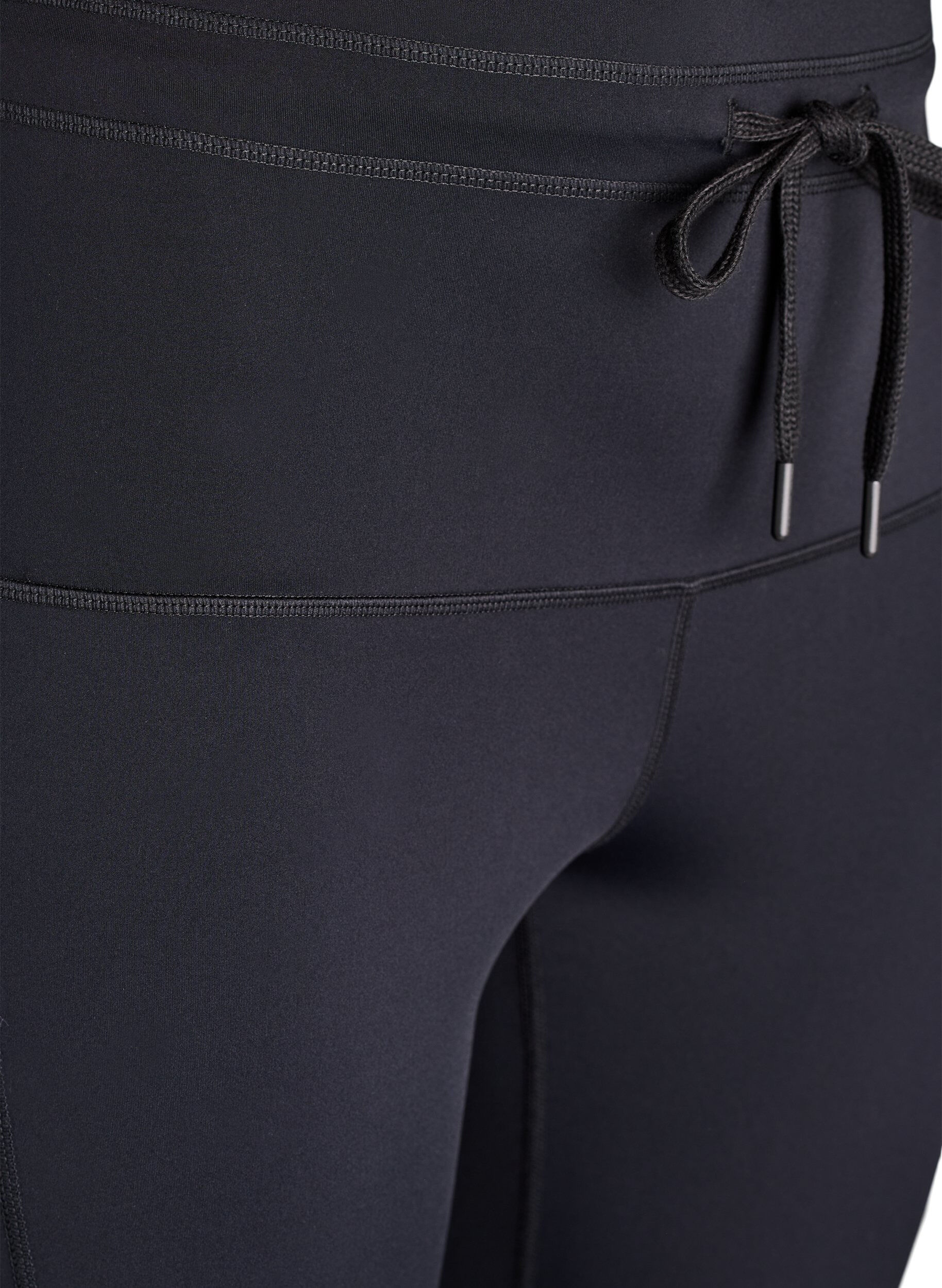 ZizzifashionHigh-waisted 7/8 training tights with a pocket., Black, Packshot image number 2