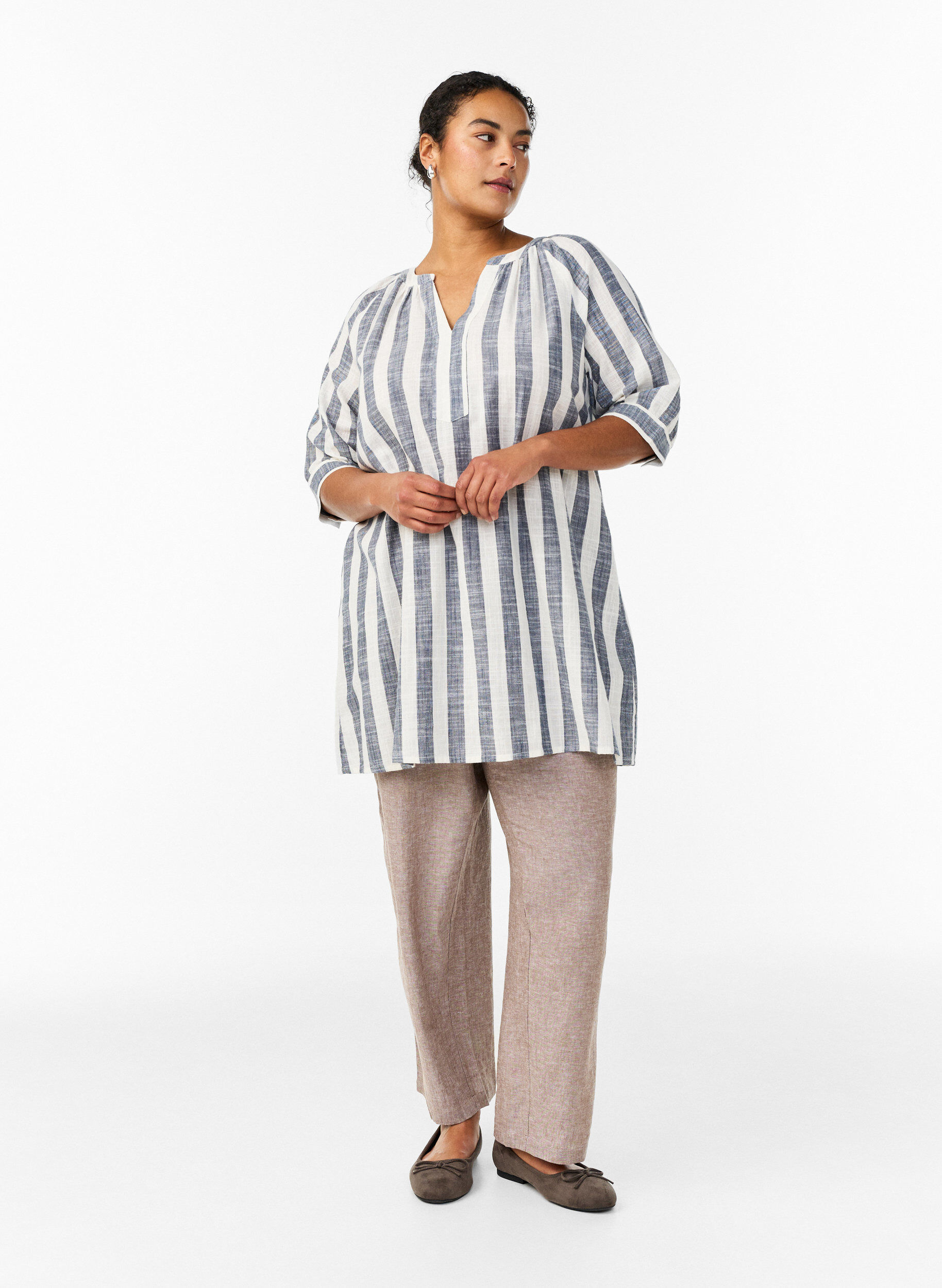 ZizzifashionCotton tunic with a V-neck, Blue, Model image number 1