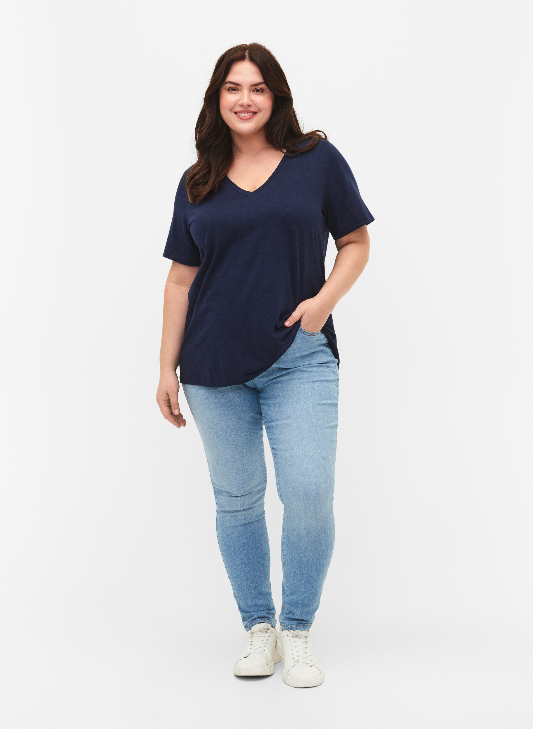 ZizzifashionShort-sleeved basic t-shirt with v-neck, Blue, Model image number 1