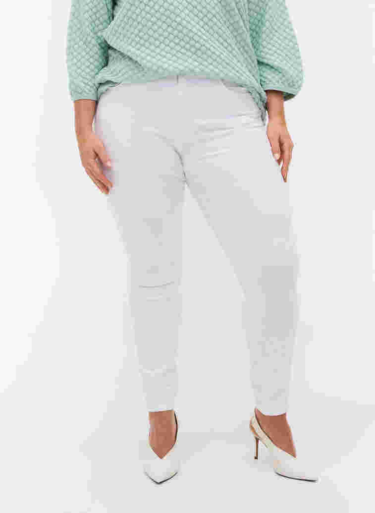 Super slim Amy jeans with high waist, Bright White, Model image number 3