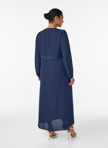Maxi dress with a wrap-over neckline and long sleeves - Blue - Sz. 40-64 - Zizzifashion Maxi dress with a wrap-over neckline and long sleeves - Blue - Sz. 40-64 - Zizzifashion
