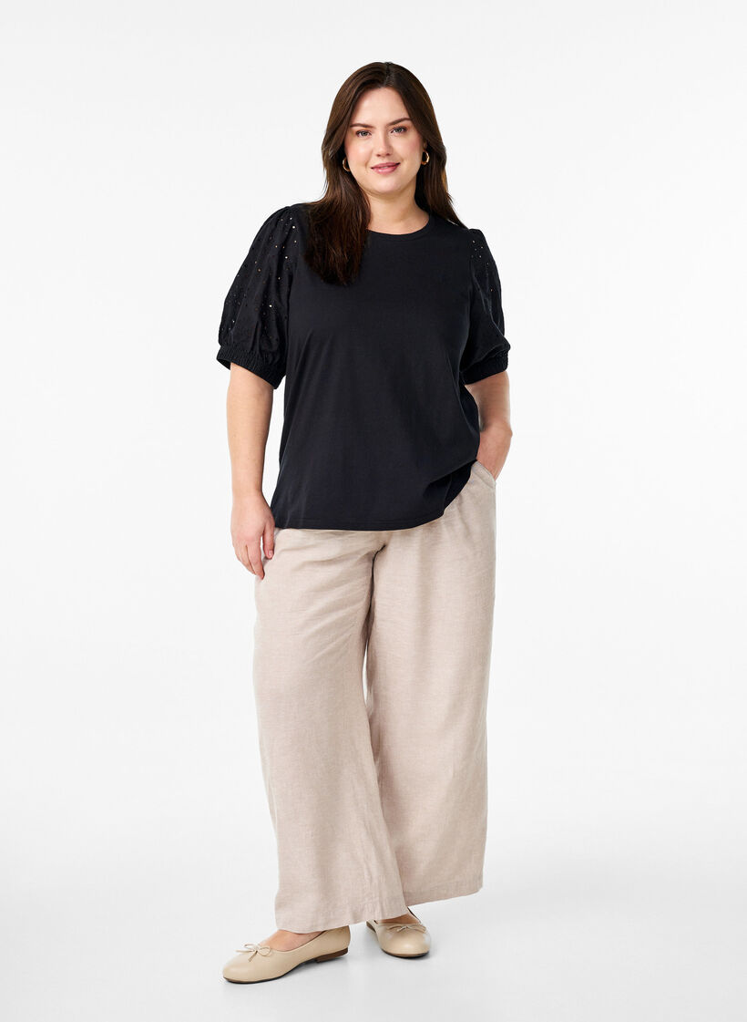 T-shirt with Broderie Anglaise sleeves, Black, Model image number 1