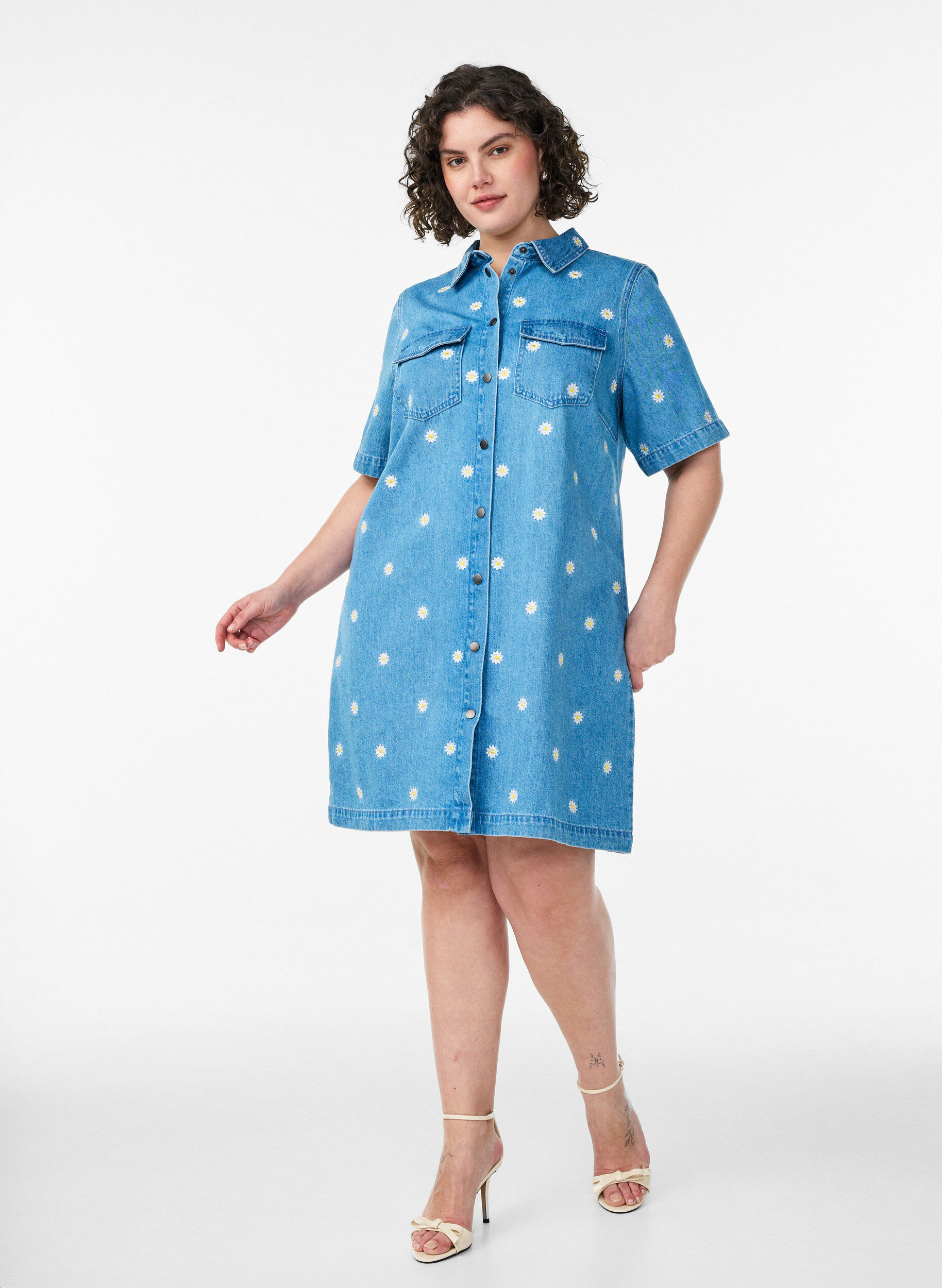 ZizzifashionShort denim dress with embroidered flowers, Light Blue, Model image number 1