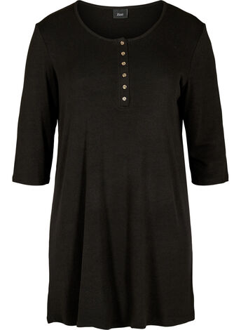 Plain blouse with buttons and 3/4 sleeves