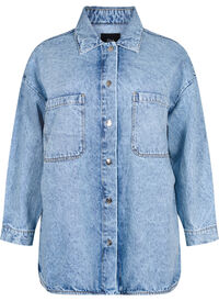 Loose-fitting denim jacket with buttons