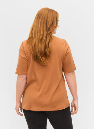 Short-sleeved T-shirt with buttons, Pecan Brown, Model image number 1