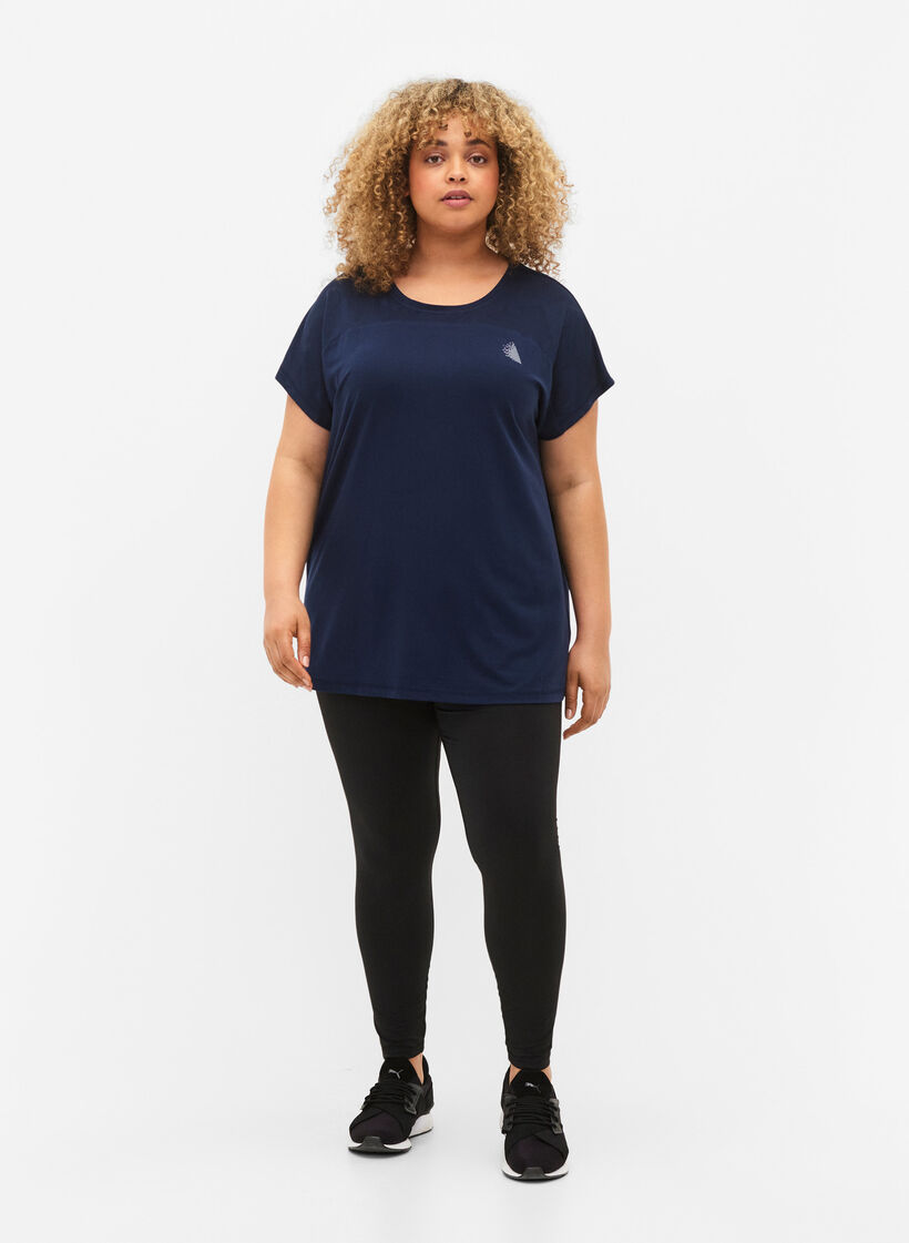 Training t-shirt with round neck, Black Iris ASS, Model image number 2