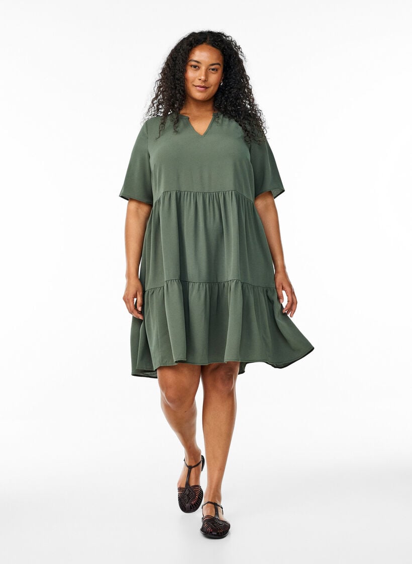Short sleeve dress with a-line and cutlines, Green, Model image number 1