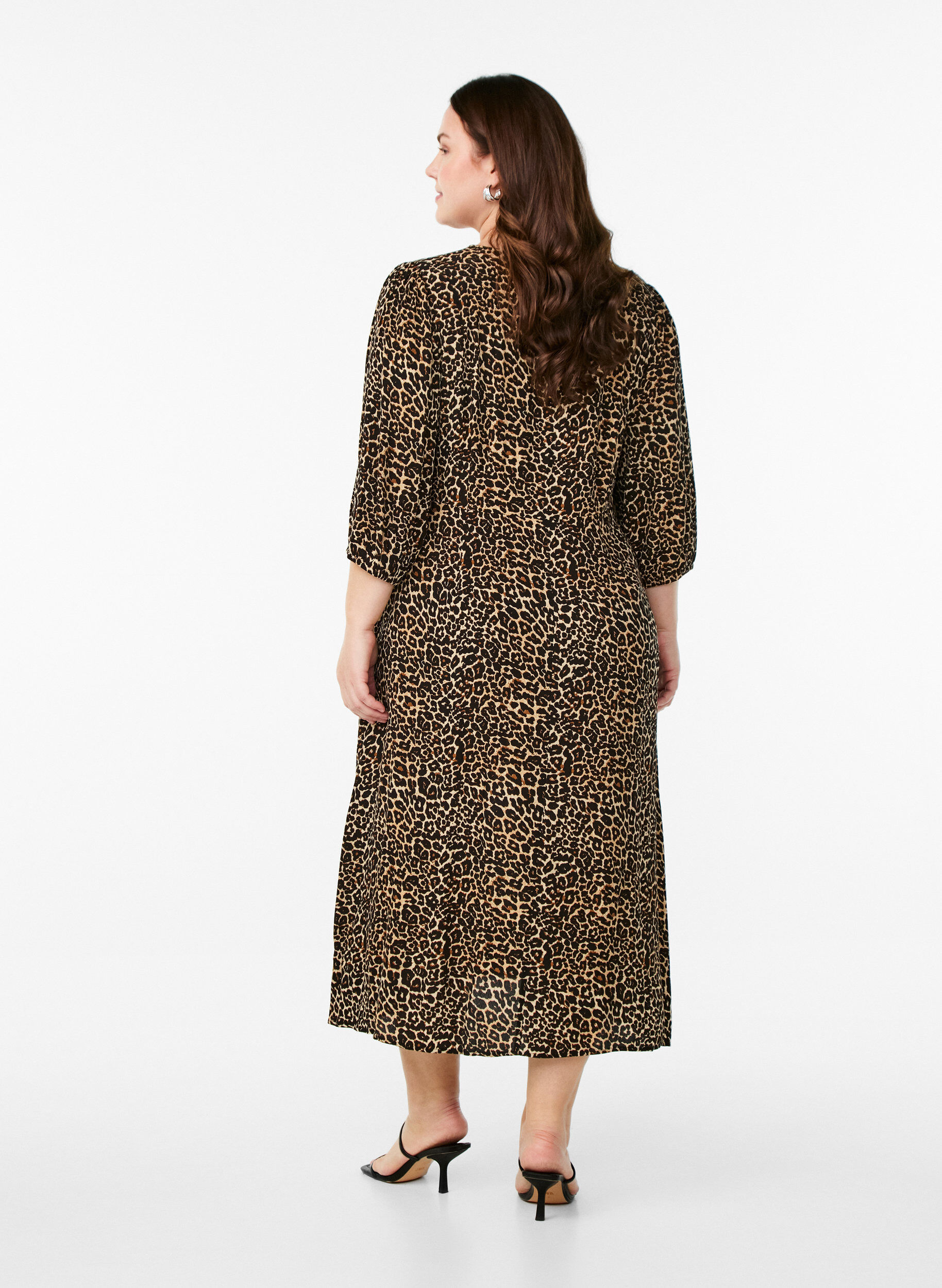 Zizzifashion Midi dress with leopard print and 3/4 sleeves, Brown, Model image number 2