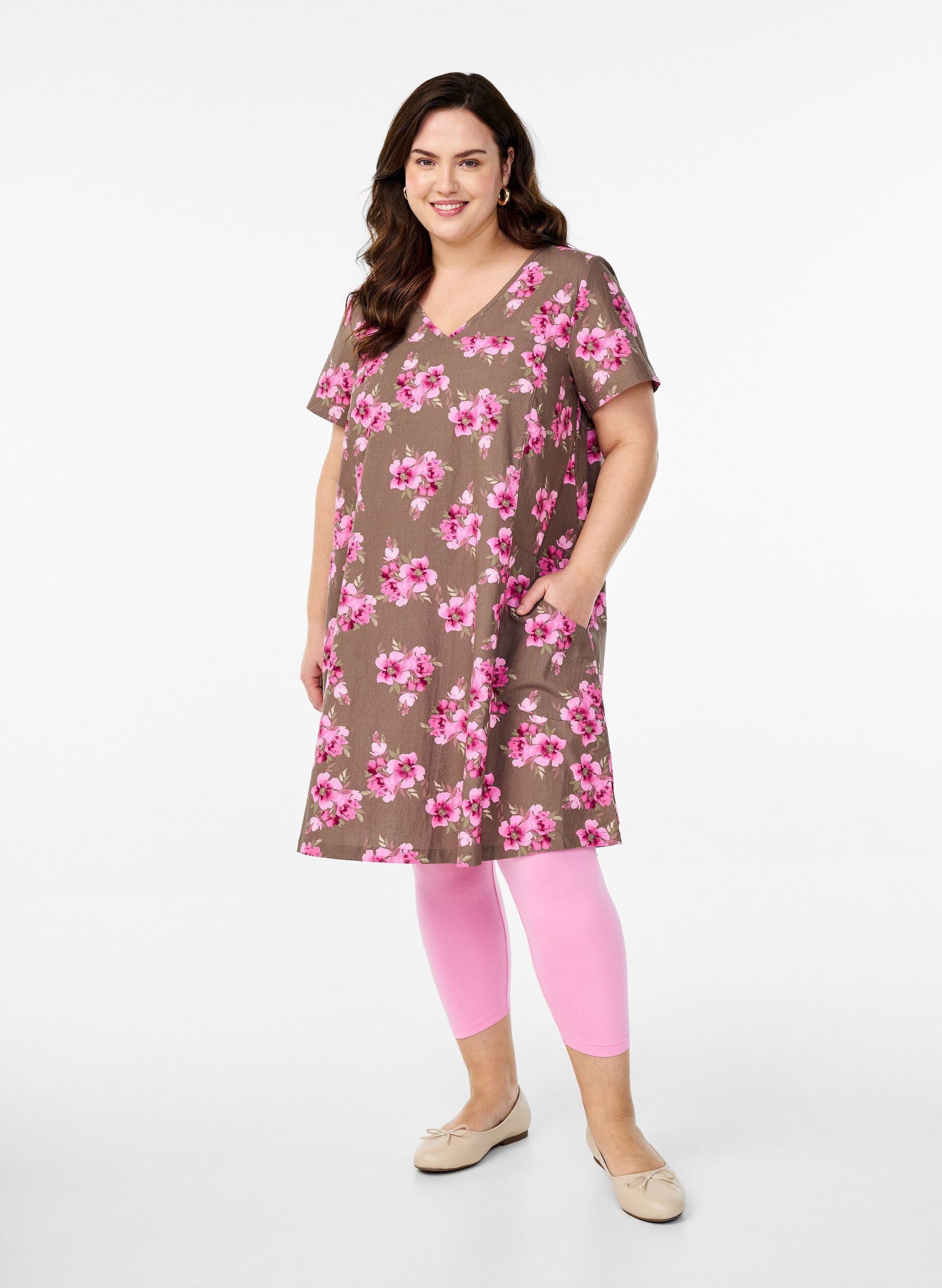 Zizzifashion Short a-line dress with floral print, Brown, Model image number 1