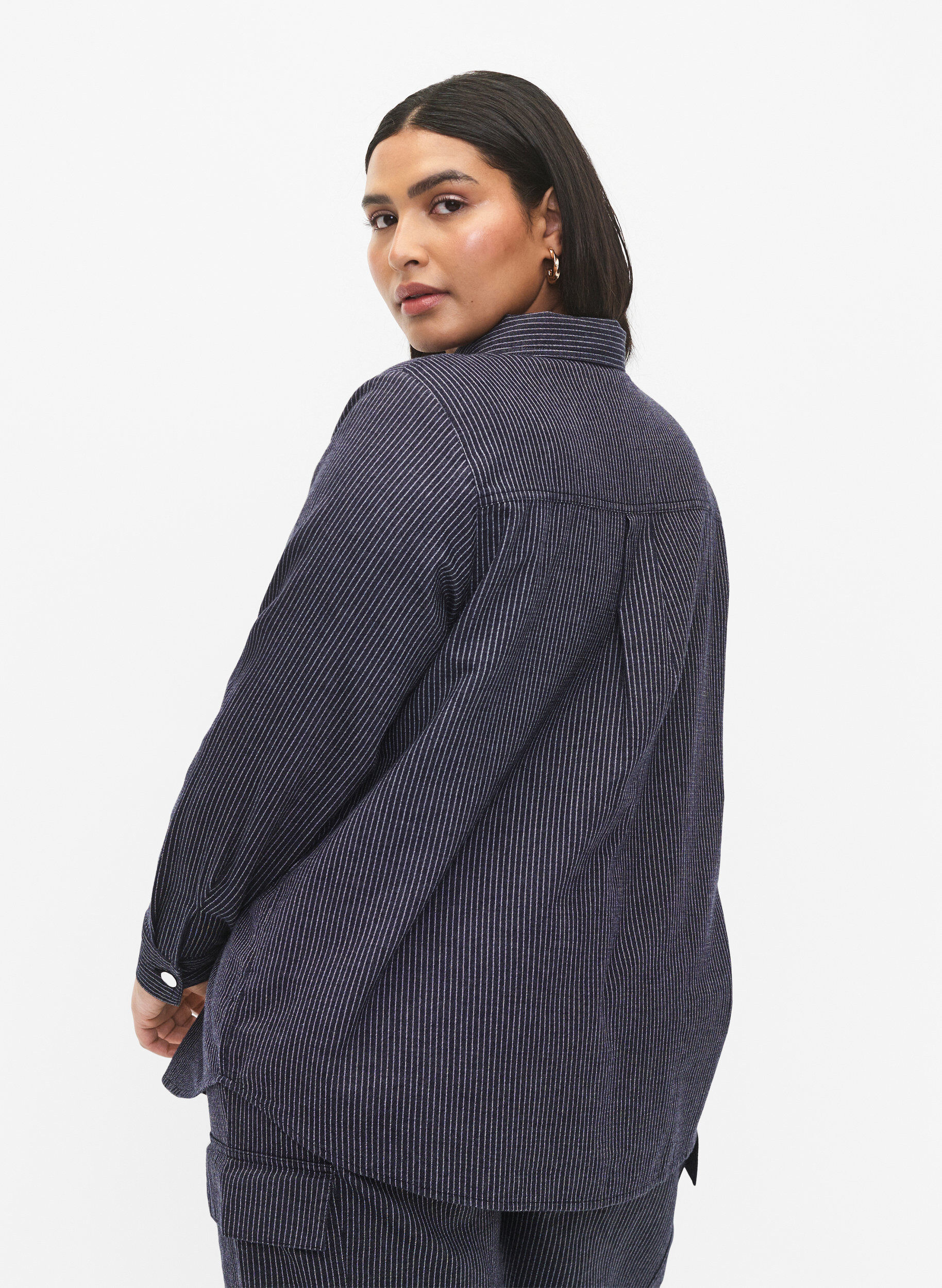 Zizzifashion Pinstriped cotton shirt, Dark Blue Stripe, Model image number 1