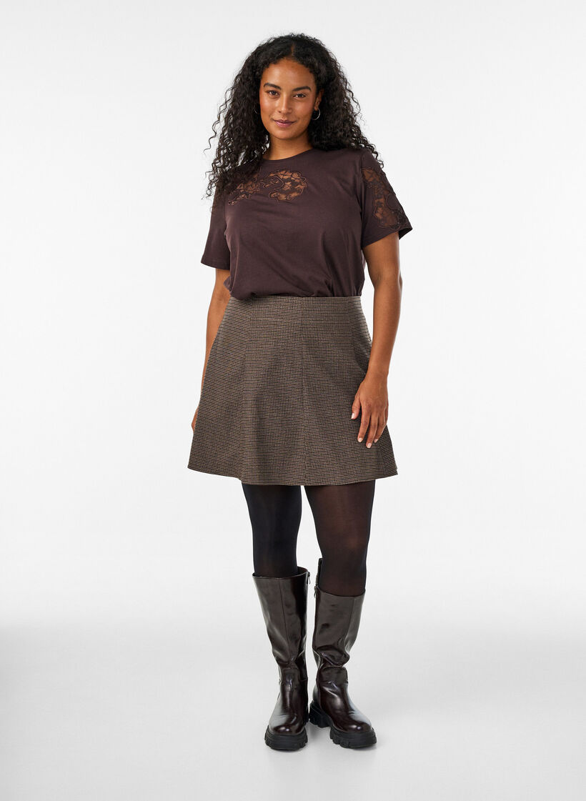 Small check A-line skirt, Brown, Model image number 1