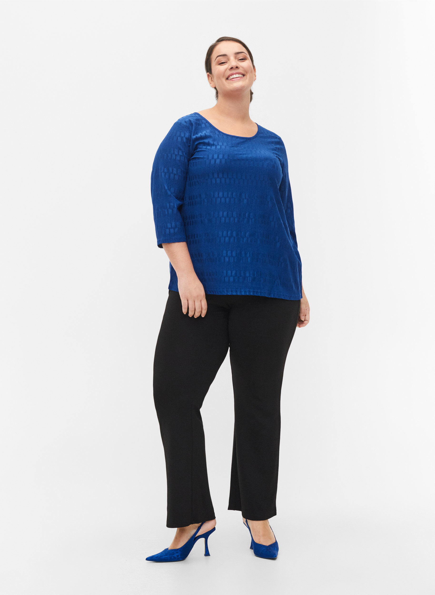 Zizzifashion Patterned top with 3/4 sleeves, Surf the web, Model image number 2