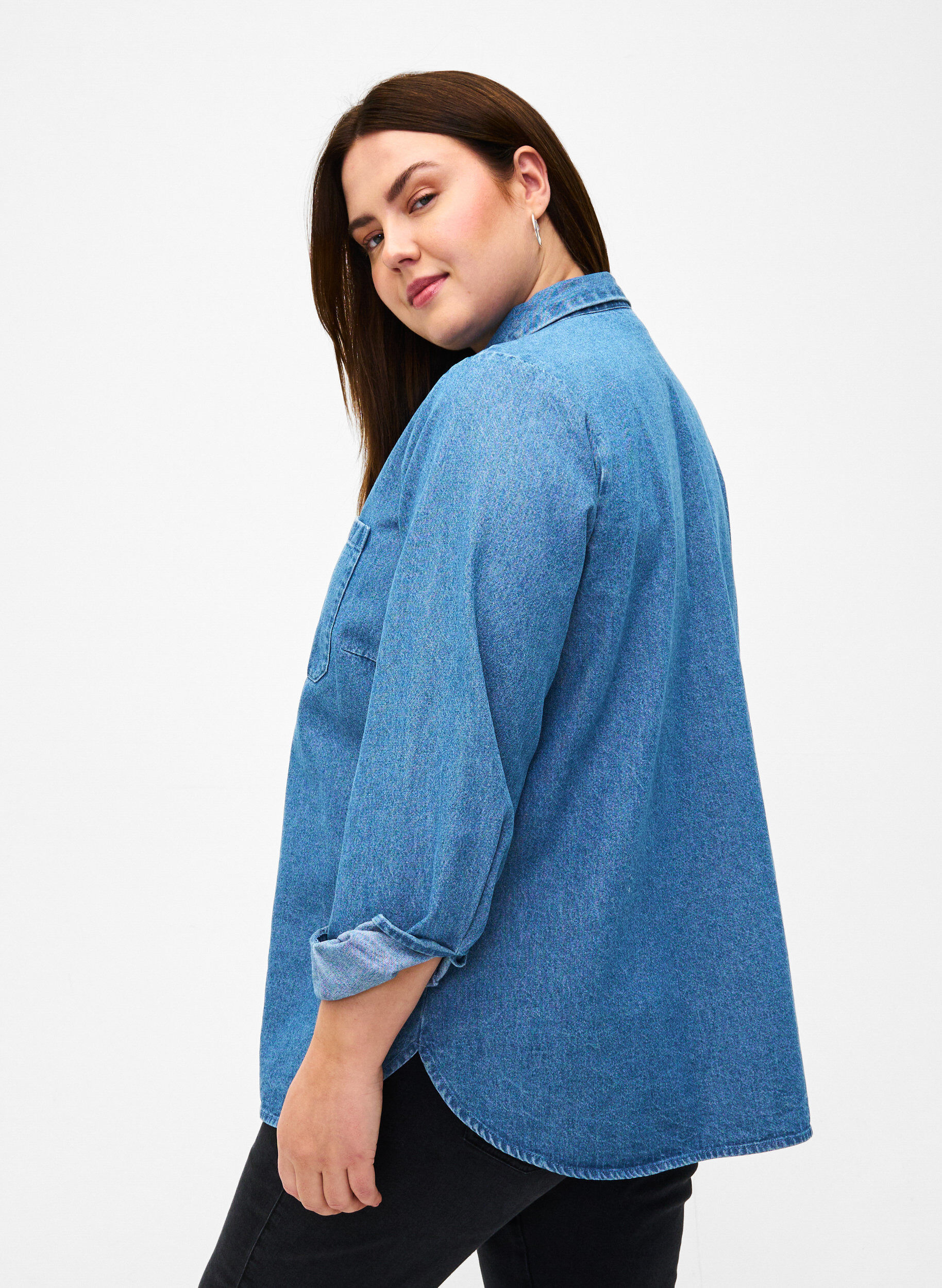 Zizzifashion Long sleeve denim shirt with chest pocket, Light Blue Denim, Model image number 1