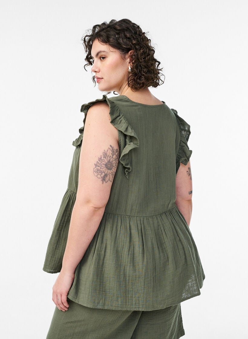 Sleeveless cotton muslin blouse with ruffles, Green, Model image number 2