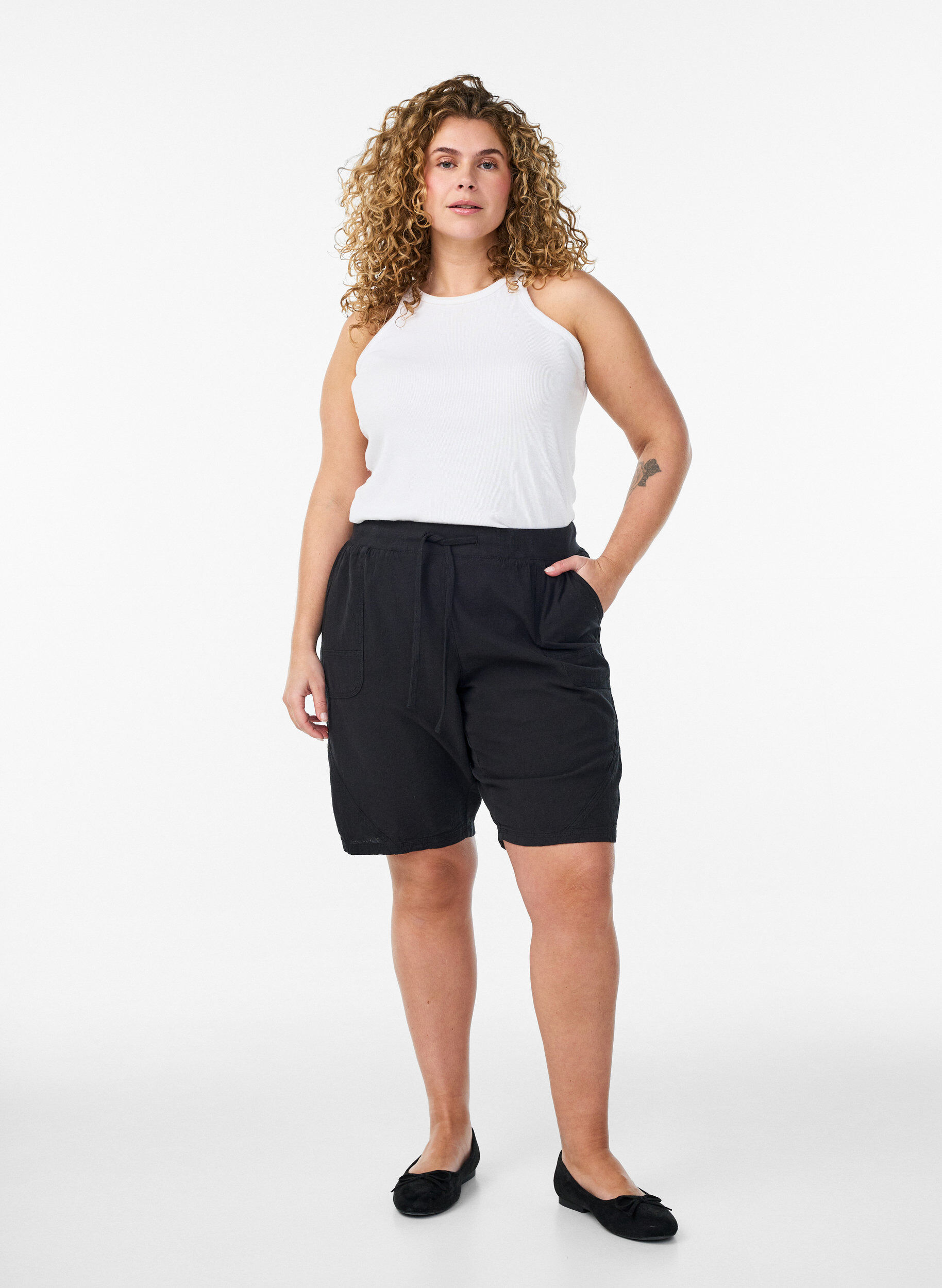 ZizzifashionLoose cotton shorts with pockets, Black, Model image number 1