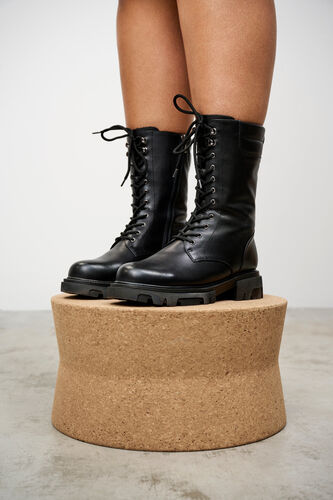 Wide fit leather boot with zip and laces, Black, Model image number 1