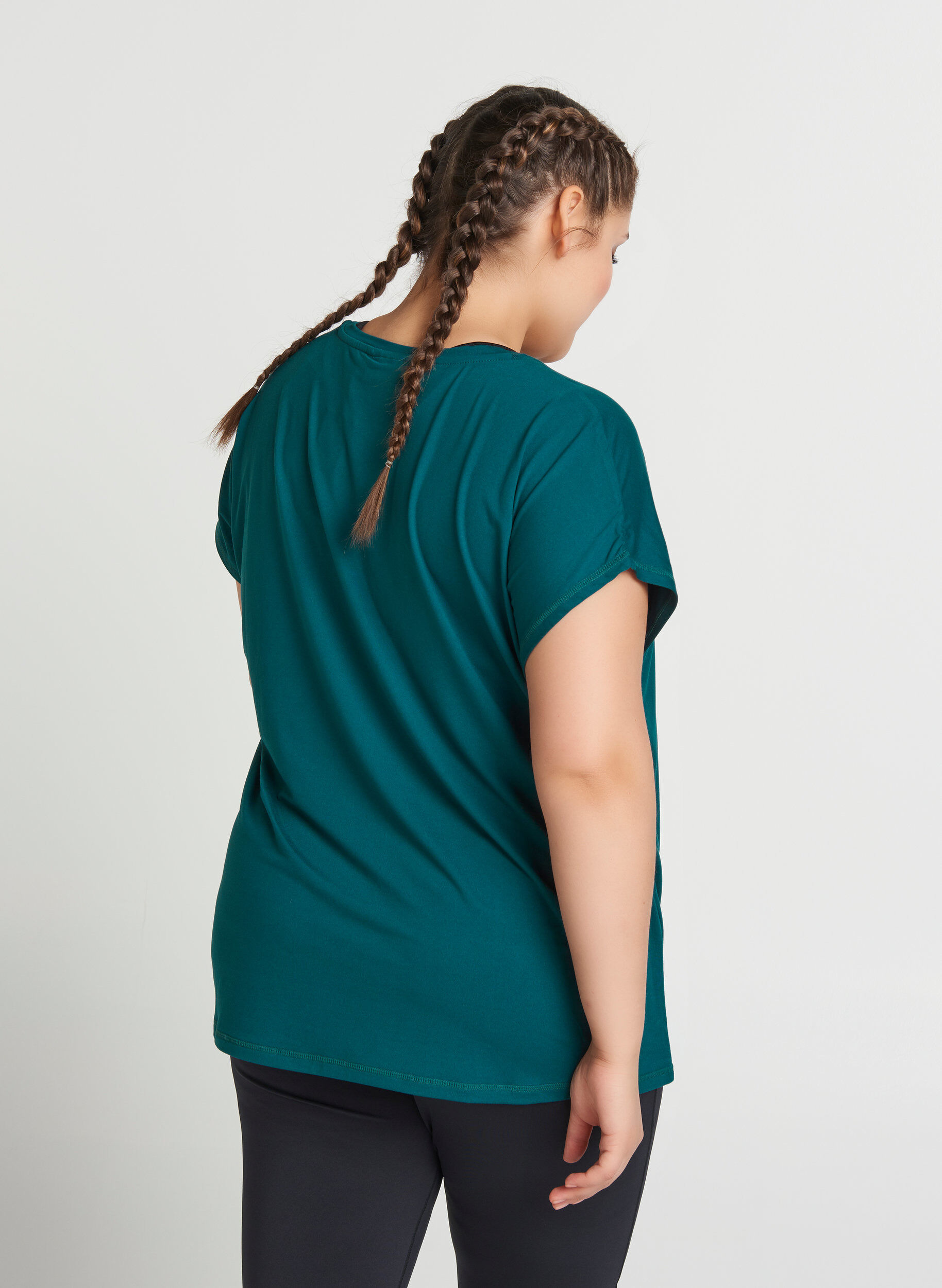 Zizzifashion Solid-coloured workout T-shirt, Green, Model image number 3