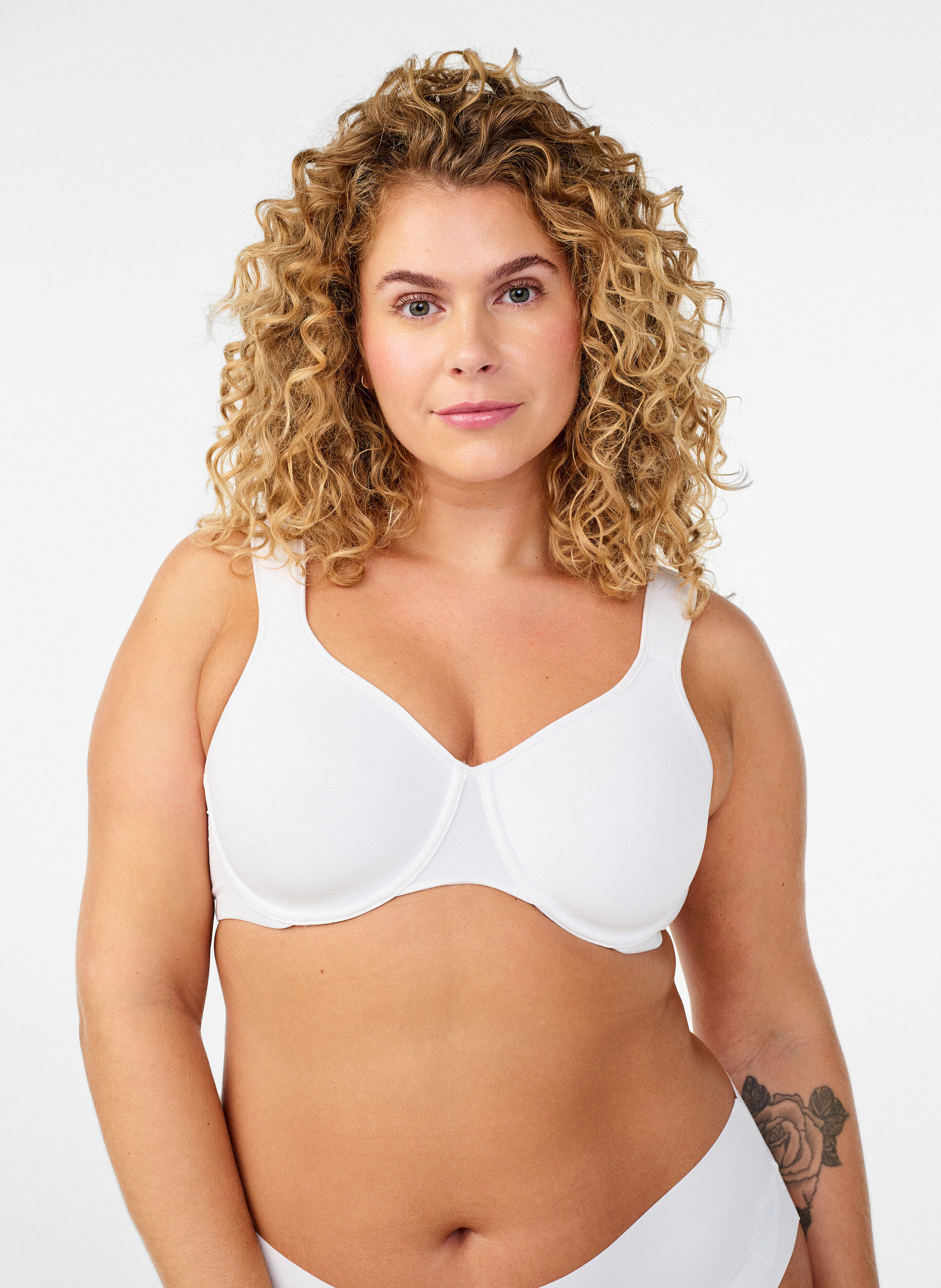 Minimizer bra with padded straps, White, Model
