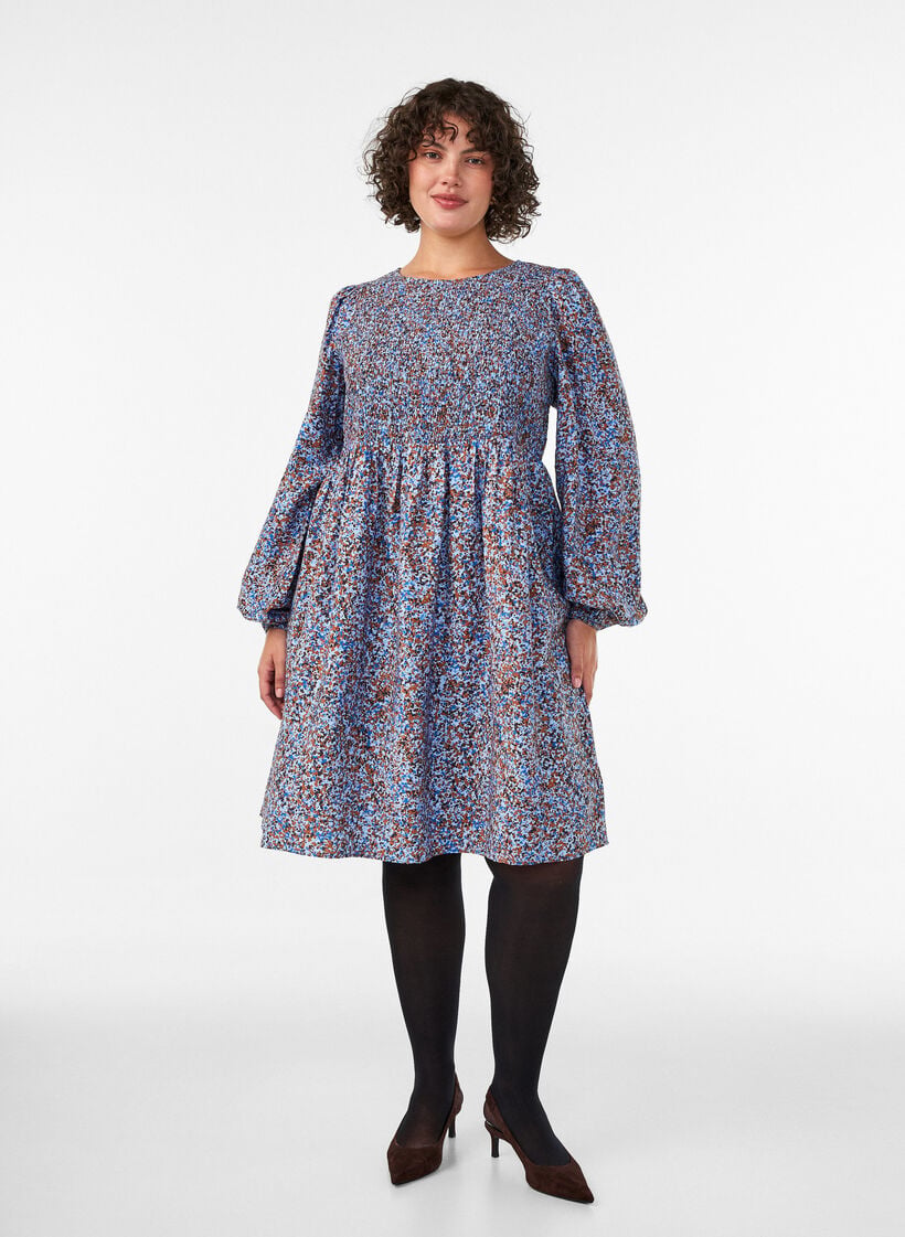Viscose dress with smock and an all-over pattern, Light Blue, Model image number 1