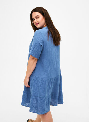 Short sleeve dress in 100% cotton, Moonlight Blue, Model image number 1