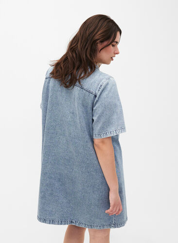 Short sleeve denim dress with an a-line cut, Blue denim, Model image number 1
