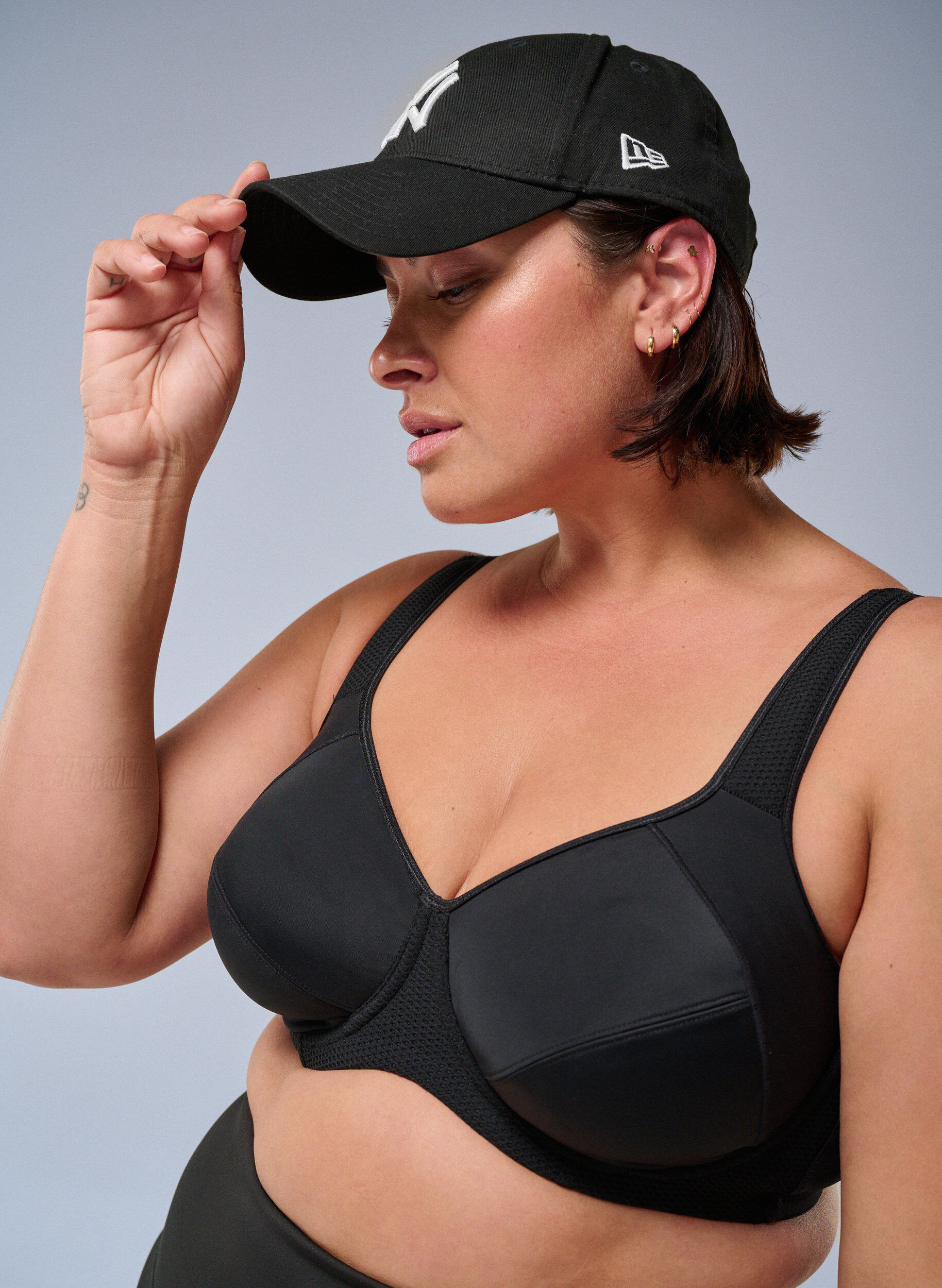 CORE, HIGH SUPPORT WIRE BRA - Sports bra with wire