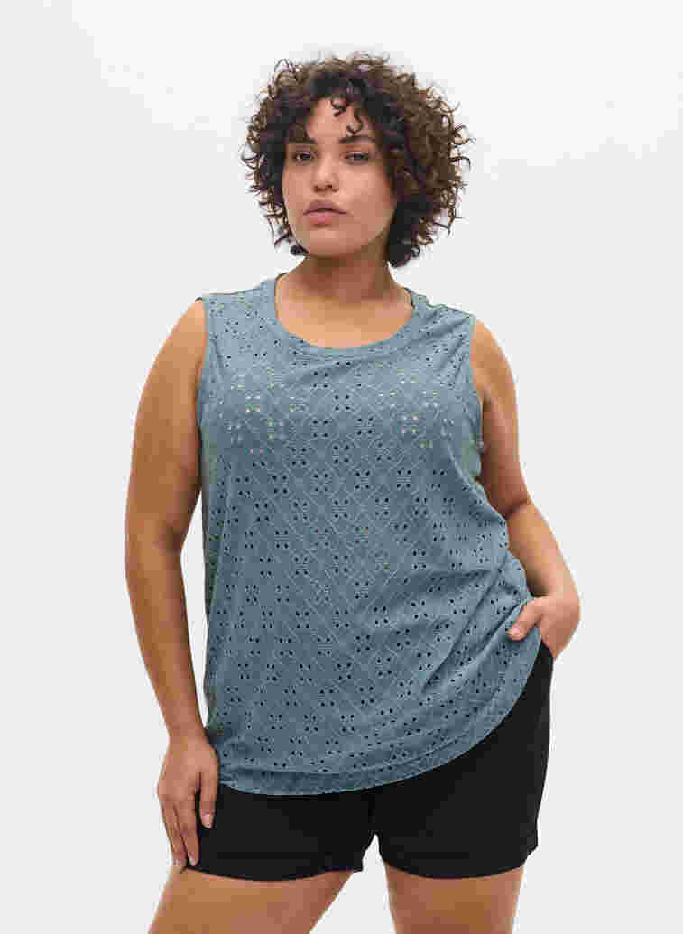 Top with broderie anglaise, Goblin Blue, Model